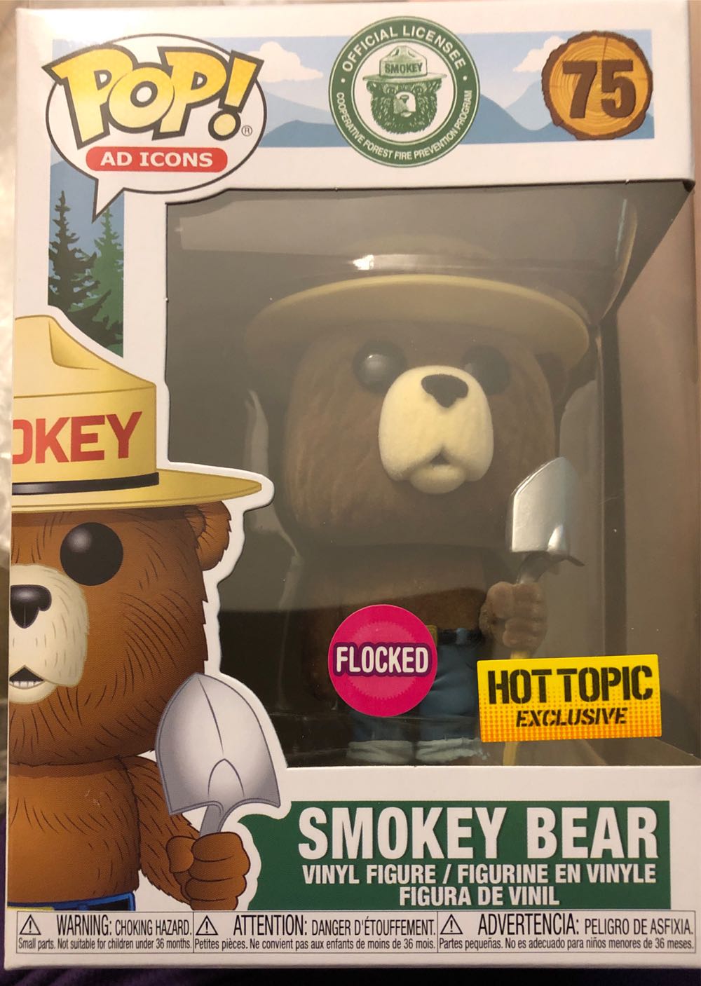 Smokey Bear (Flocked) - Ad Icons vinyl figure collectible [Barcode 889698448628] - Main Image 3