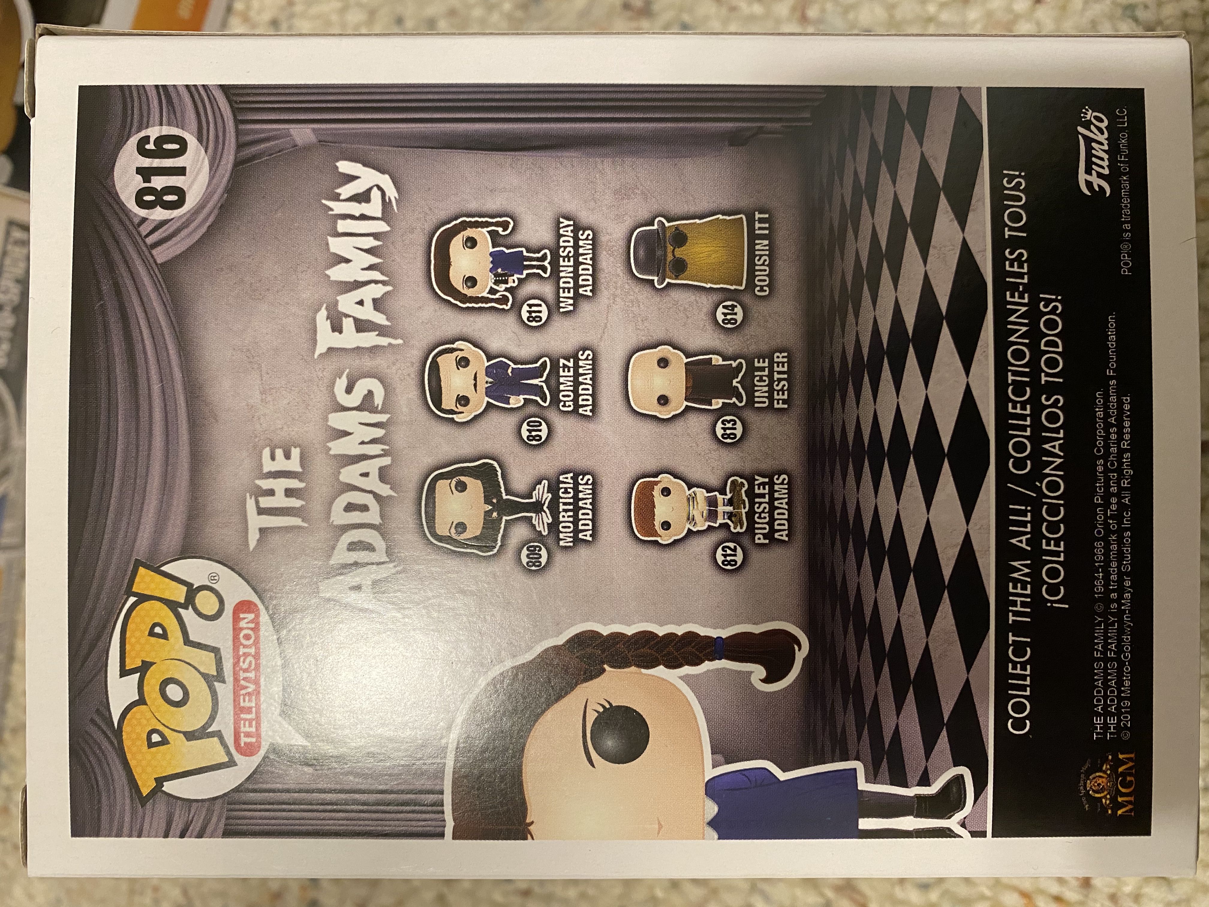 Wednesday Addams (Valentines)  vinyl figure collectible [Barcode 889698410458] - Main Image 2