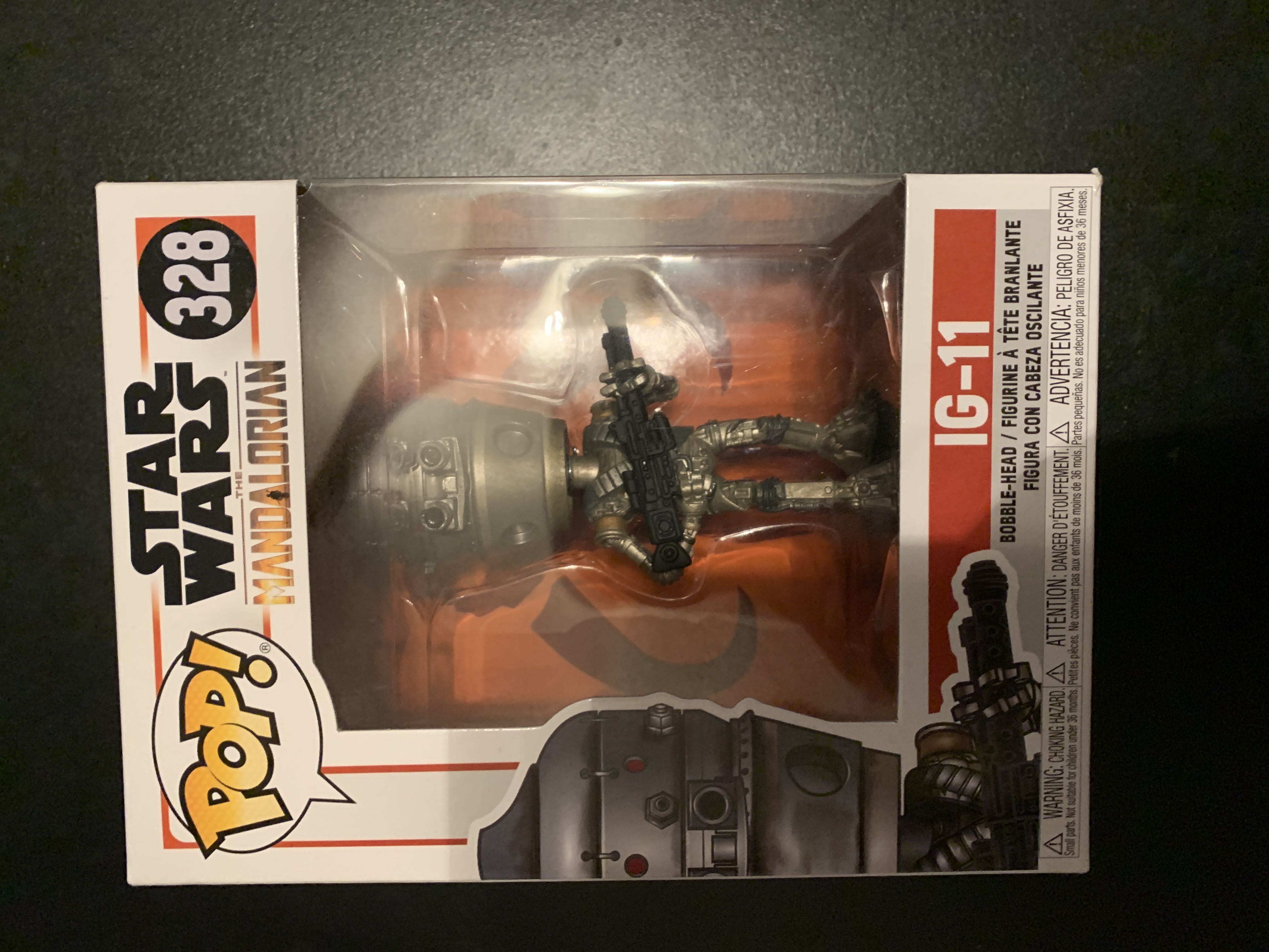 IG-11 - Star Wars vinyl figure collectible [Barcode 889698420648] - Main Image 3