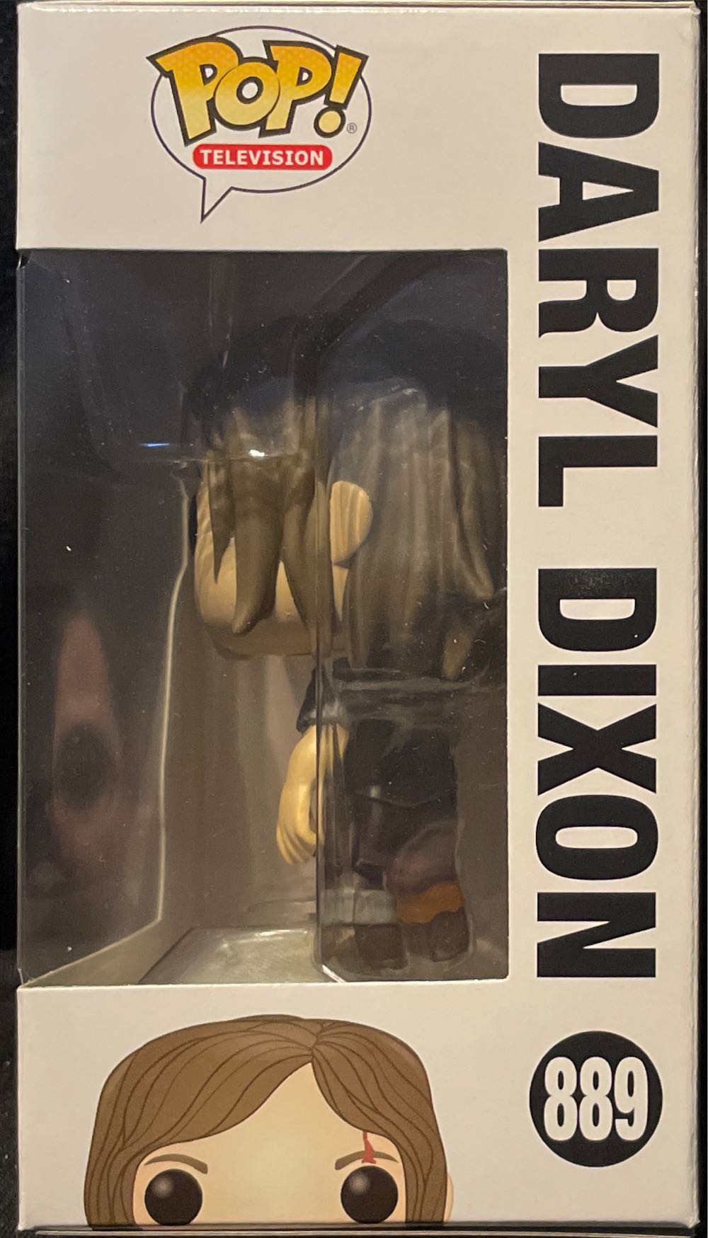 DARYL DIXON (Cross Bow) - The Walking Dead vinyl figure collectible [Barcode 889698435314] - Main Image 3