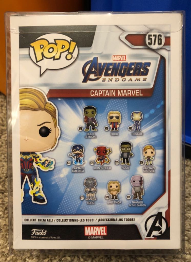 Captain Marvel - Avengers: Endgame vinyl figure collectible [Barcode 889698451437] - Main Image 2