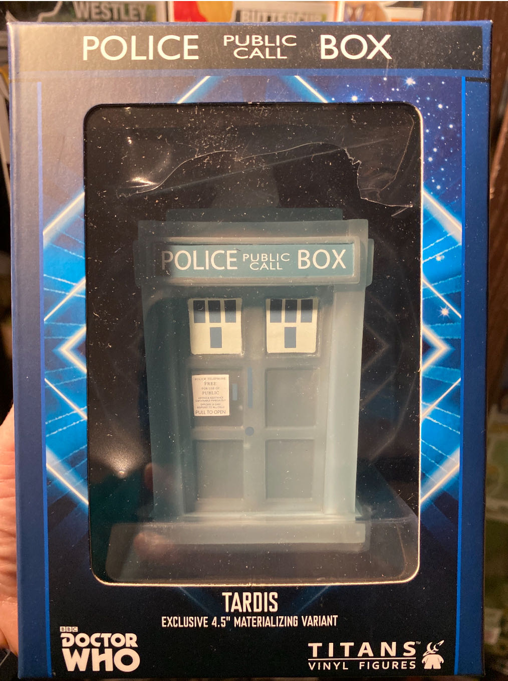 Titan Vinyl : Tardis - Doctor Who vinyl figure collectible [Barcode 5052473184140] - Main Image 2