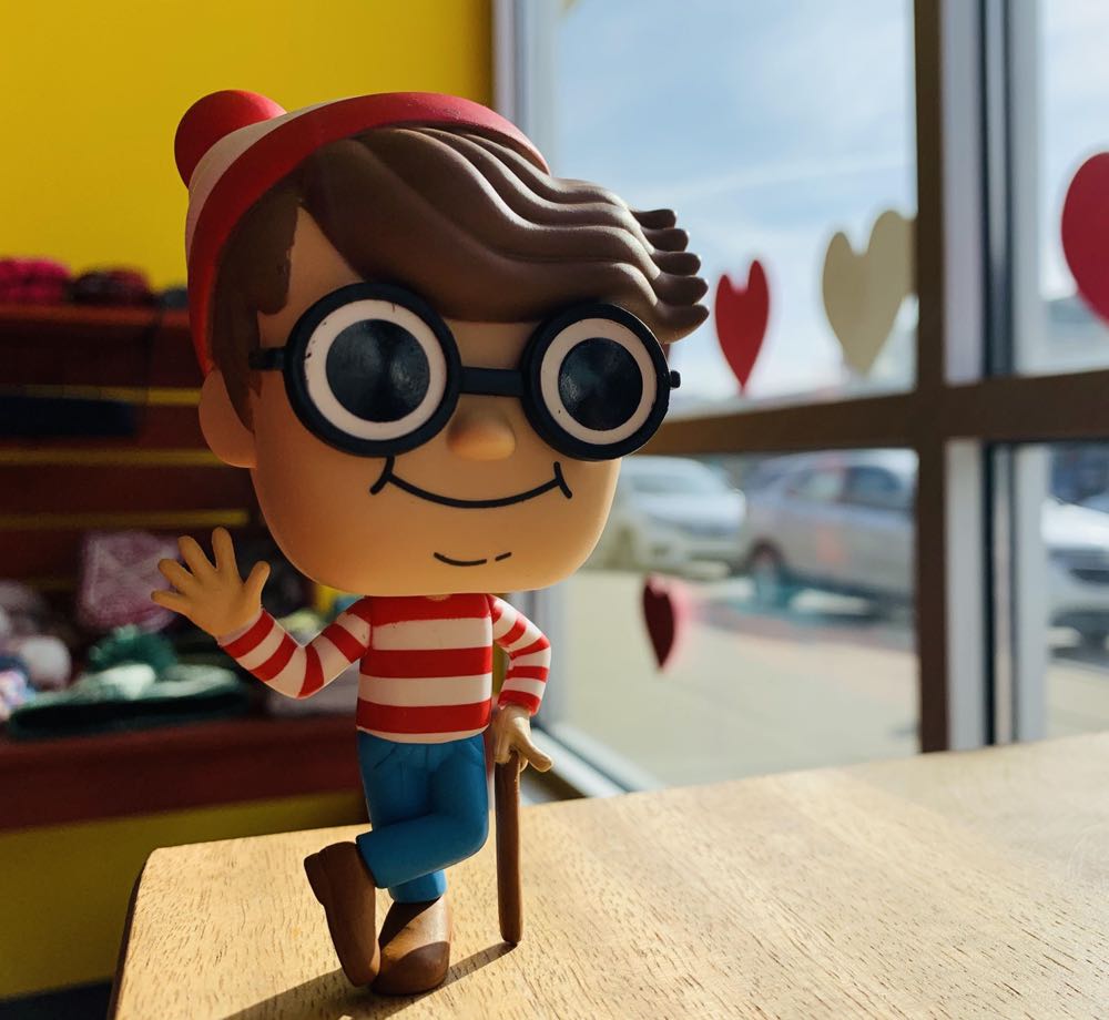 Waldo - Where’s Waldo? vinyl figure collectible [Barcode 889698411646] - Main Image 4