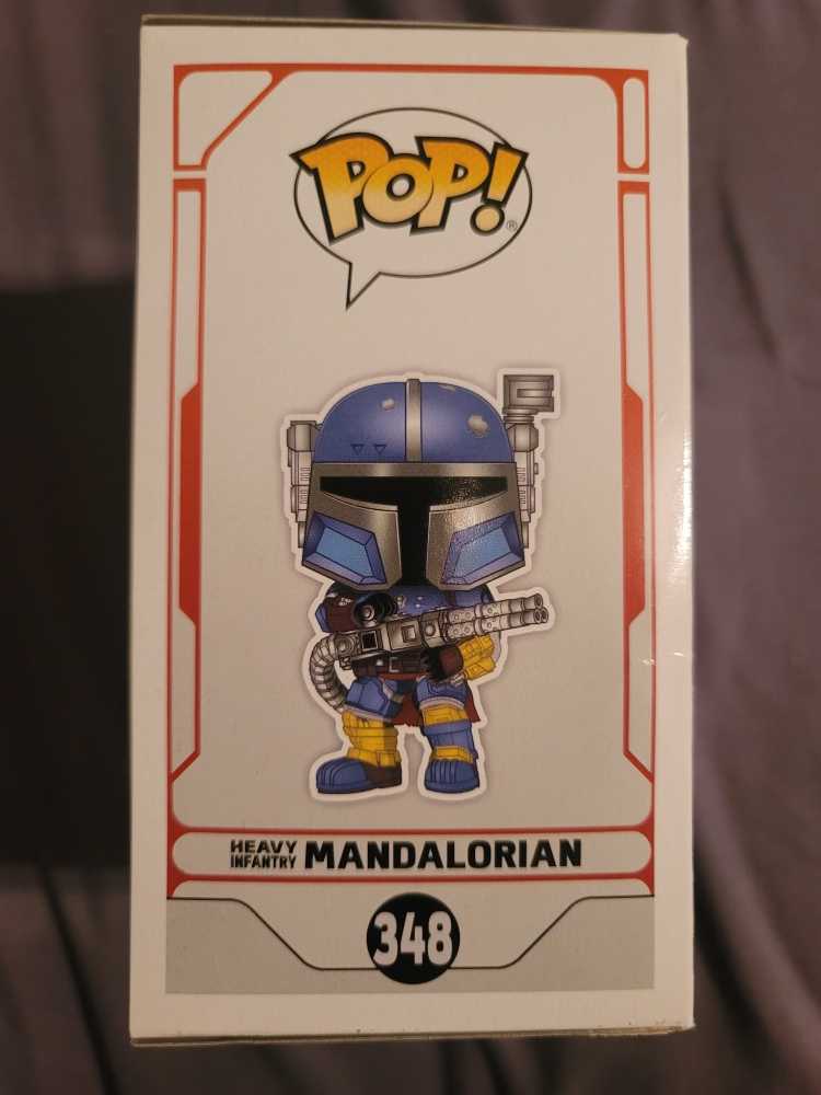 Mandalorian (Heavy Infantry) - Star Wars: The Mandalorian vinyl figure collectible [Barcode 889698455404] - Main Image 3