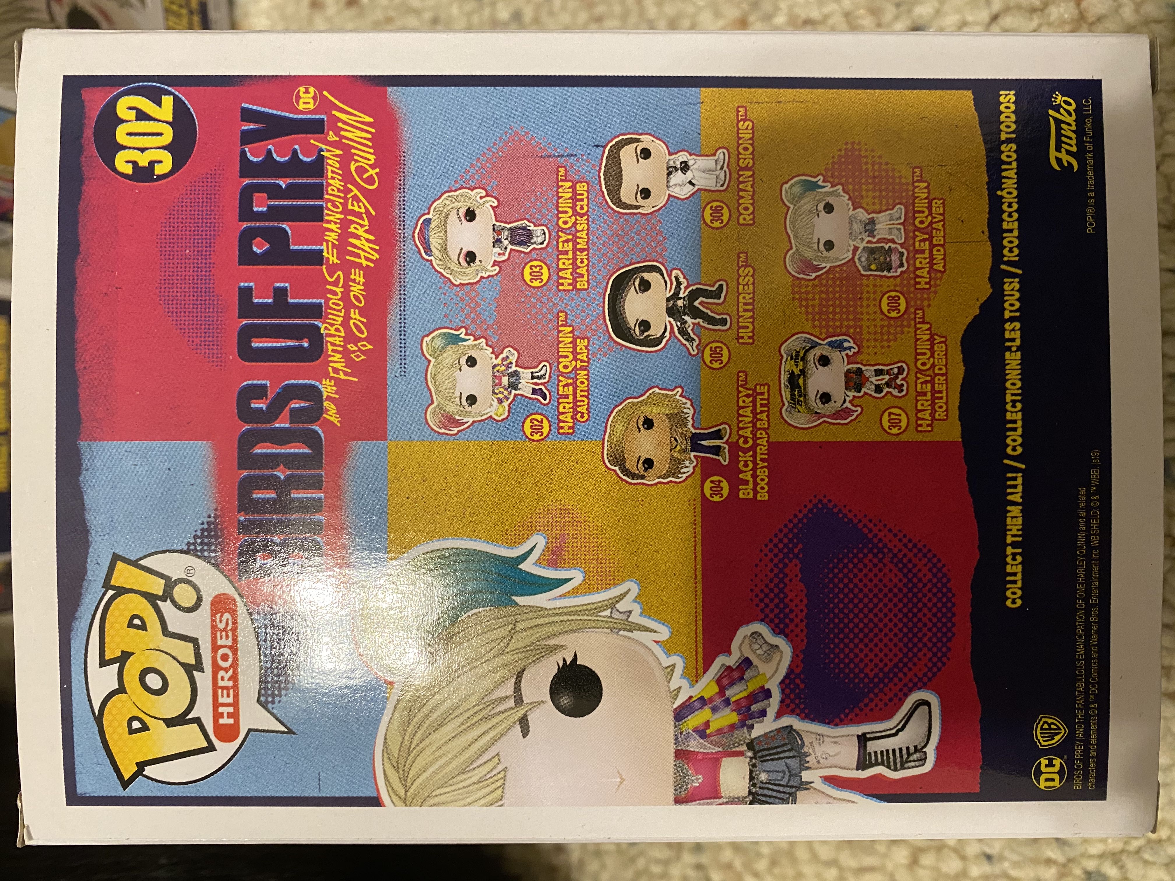 Harley Quinn (Caution Tape) - Birds of Prey vinyl figure collectible [Barcode 889698443678] - Main Image 2