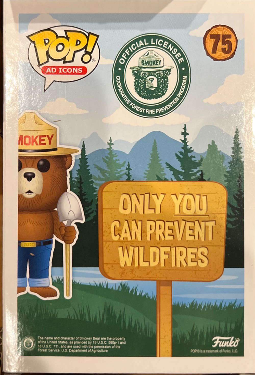 Ad Icons: Smokey Bear (Flocked) #75 - Ad Icons vinyl figure collectible [Barcode 889698448628] - Main Image 3