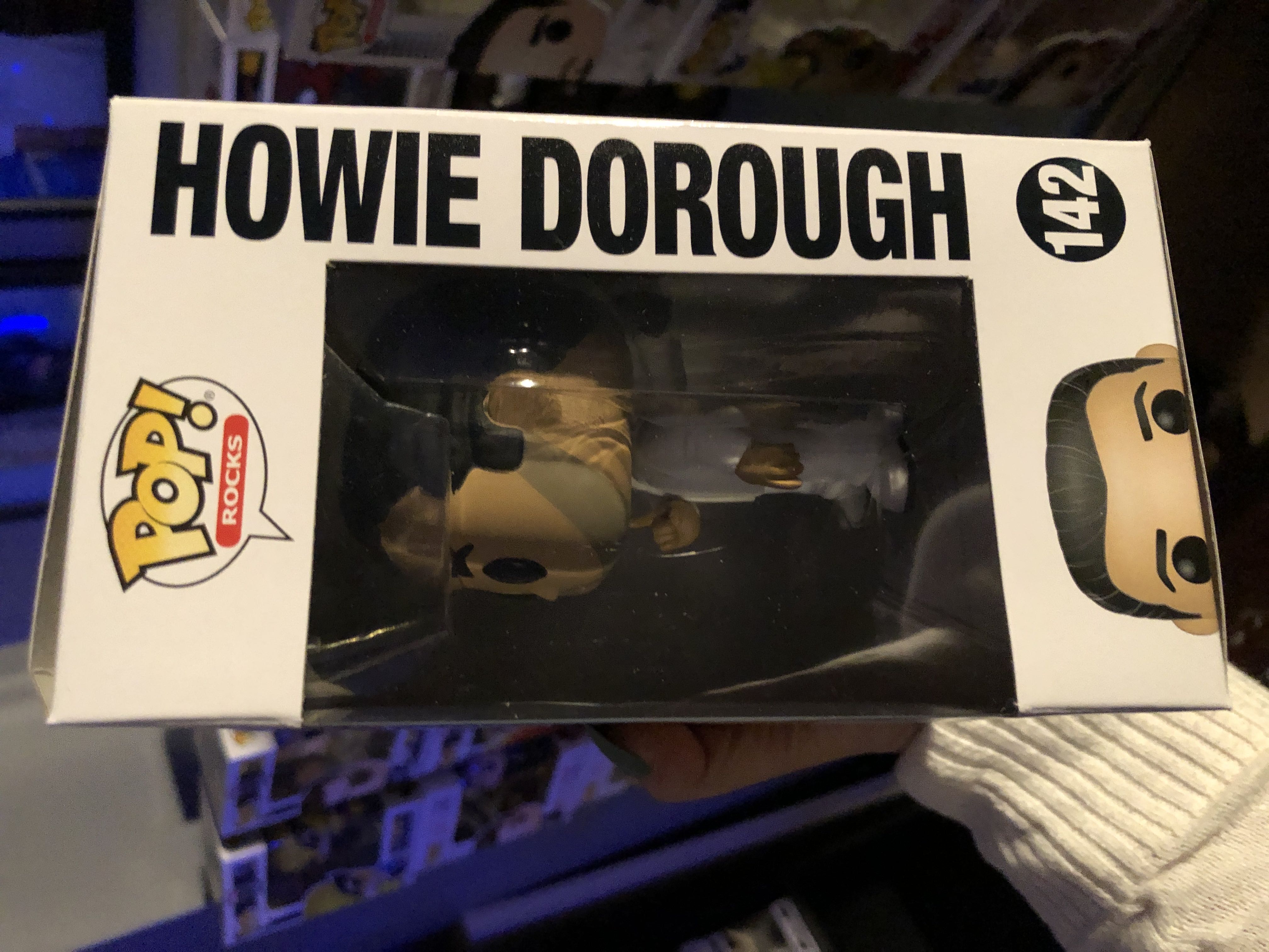 Howie Dorough - Backstreet Boys vinyl figure collectible [Barcode 889698401142] - Main Image 2