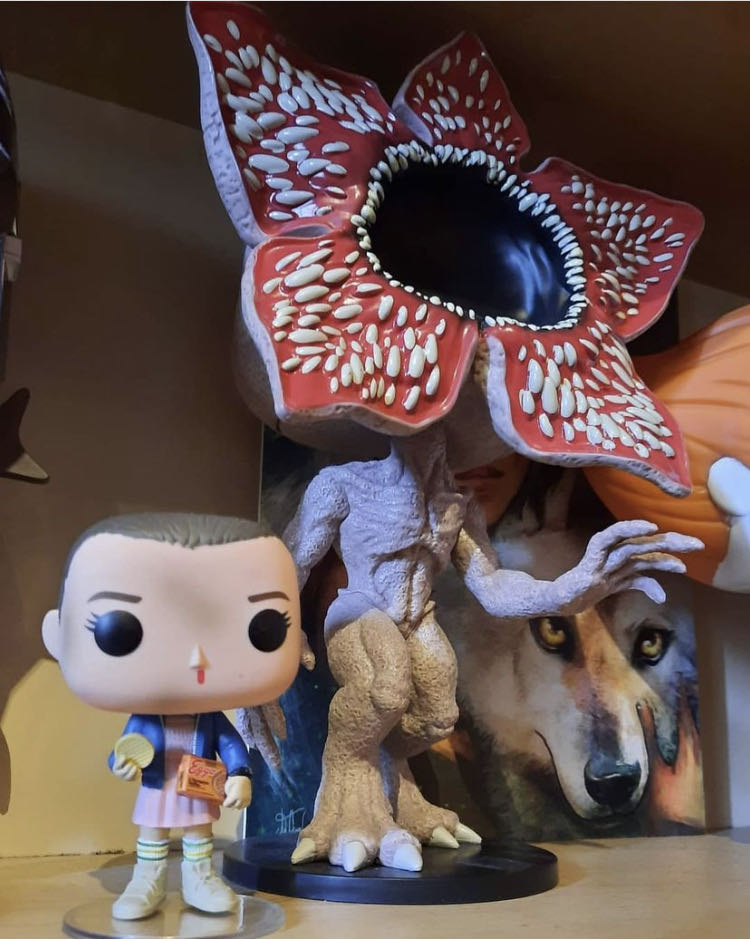 Demogorgon - Stranger Things vinyl figure collectible [Barcode 889698347877] - Main Image 2