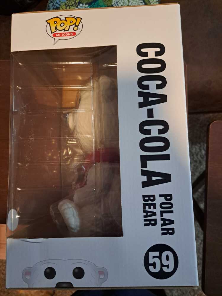 Coca-Cola Polar Bear  - Coca-Cola vinyl figure collectible [Barcode 889698430302] - Main Image 2