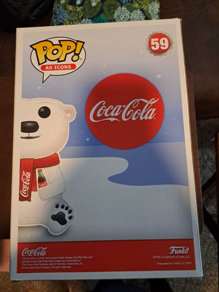 Coca-Cola Polar Bear  - Coca-Cola vinyl figure collectible [Barcode 889698430302] - Main Image 3