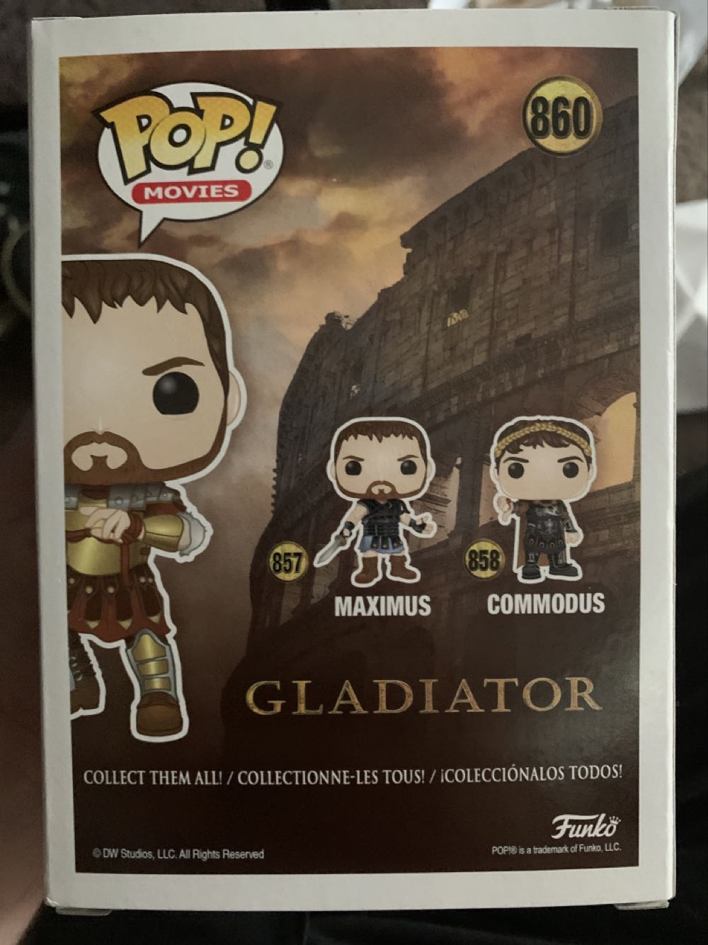 Maximus - Gladiator vinyl figure collectible [Barcode 889698408172] - Main Image 2