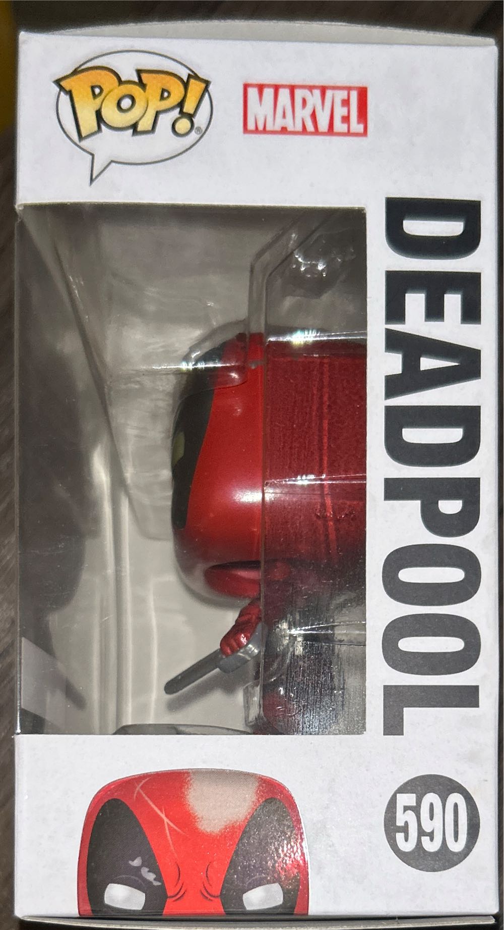 Marvel 80 Years: Deadpool - Deadpool vinyl figure collectible [Barcode 889698453479] - Main Image 2