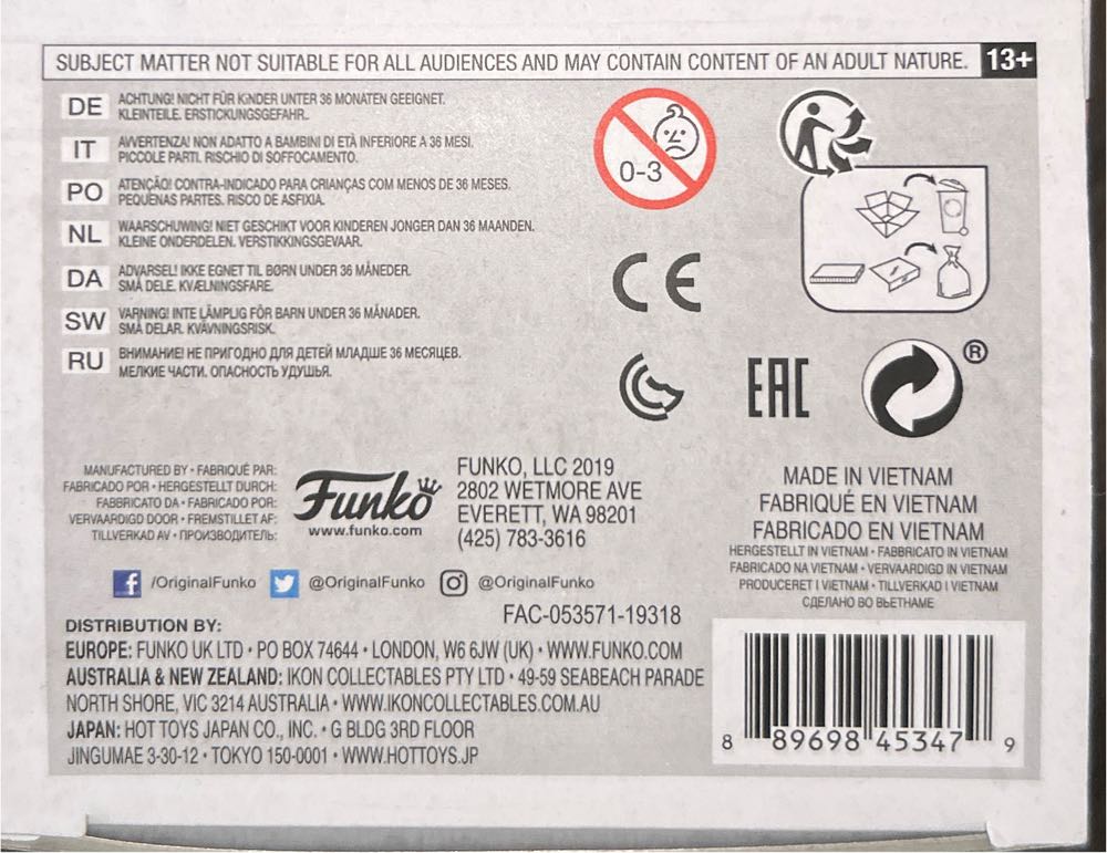 Marvel 80 Years: Deadpool - Deadpool vinyl figure collectible [Barcode 889698453479] - Main Image 4