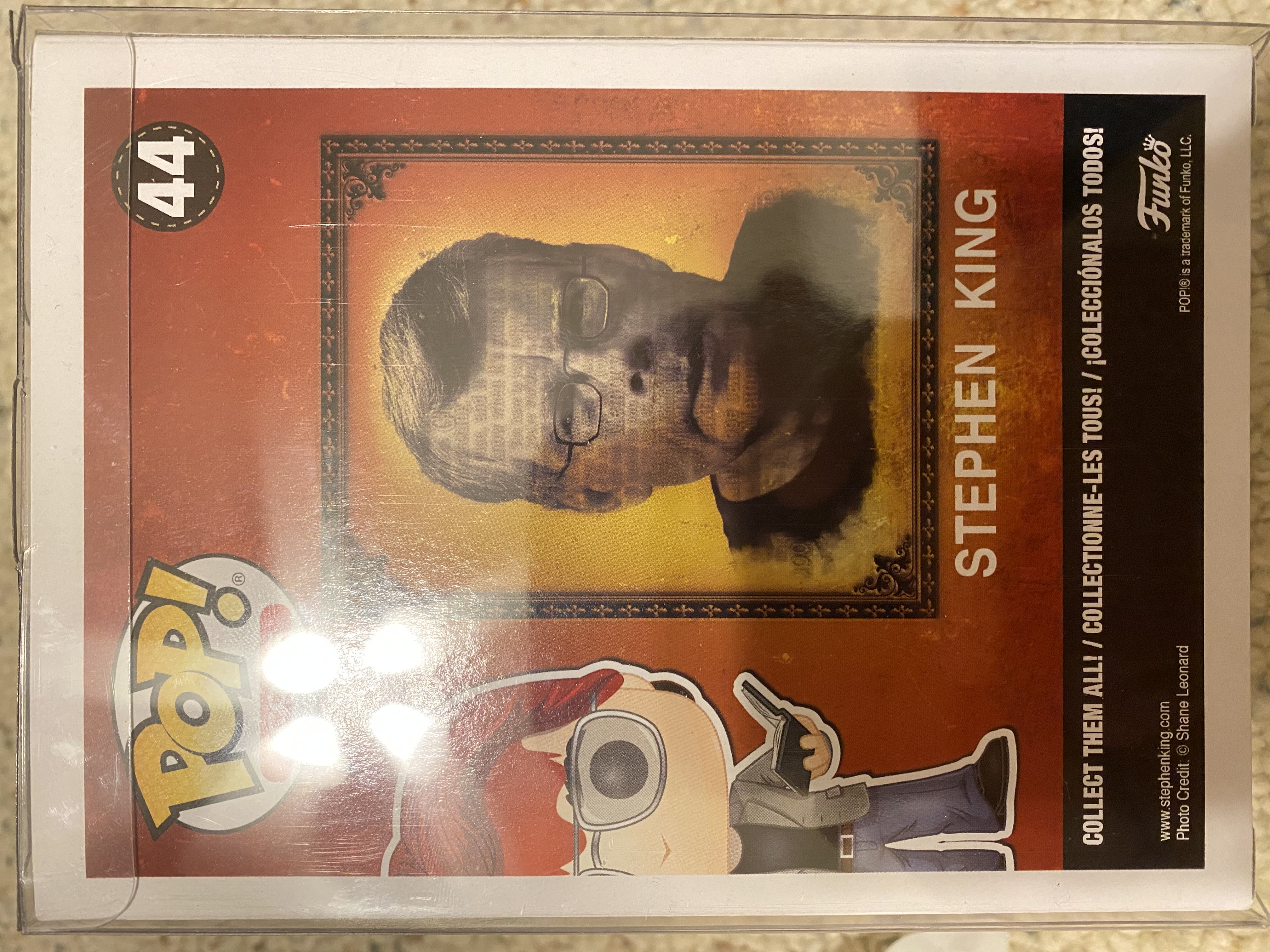 Stephen King #44 (Bloody) - Celebrities vinyl figure collectible [Barcode 889698450270] - Main Image 2