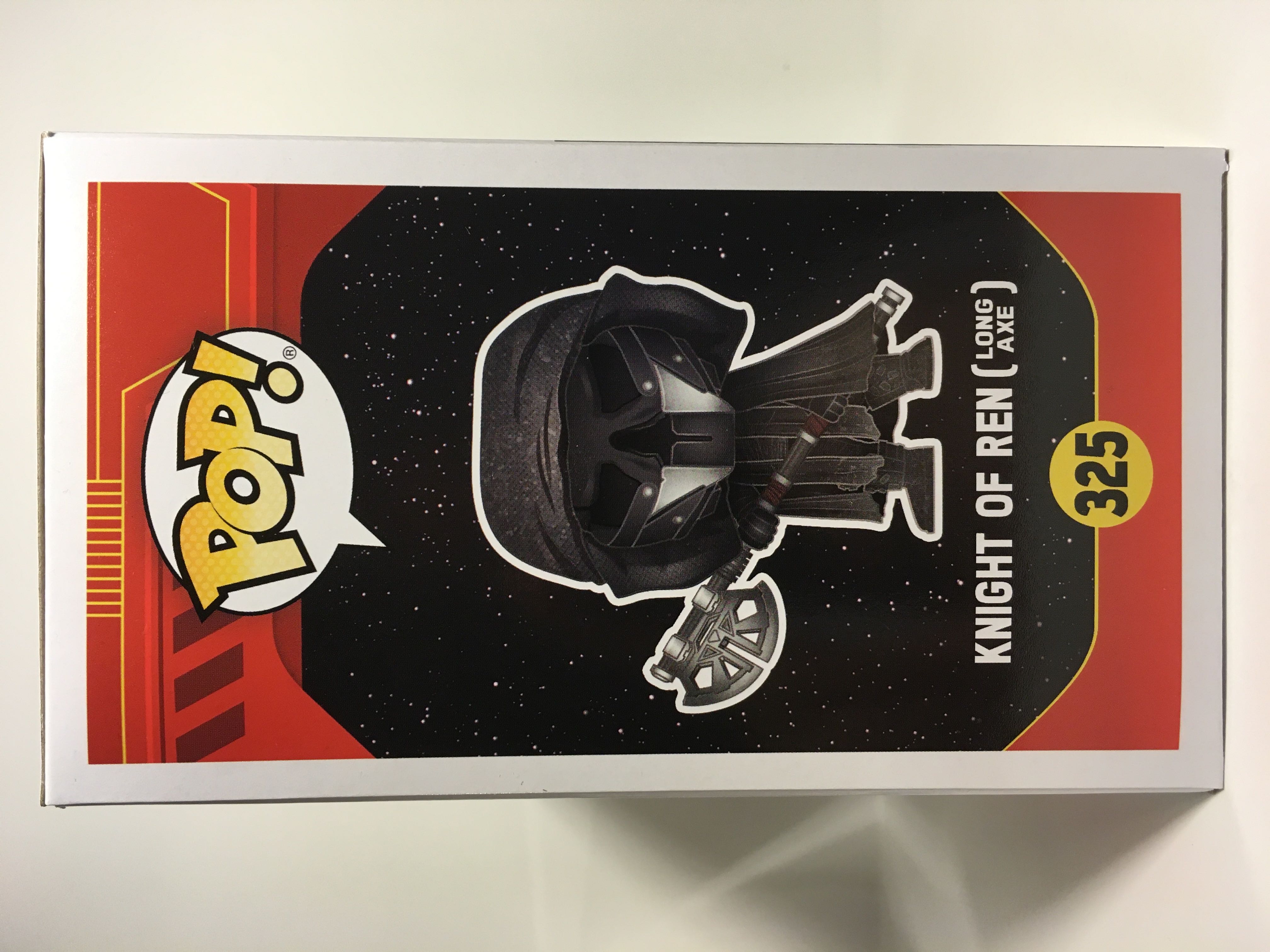 Knight of Ren (Long Axe) - Star Wars vinyl figure collectible [Barcode 889698472517] - Main Image 2