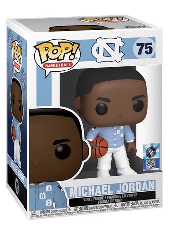 Michael Jordan (UNC Warm-ups) - NBA vinyl figure collectible [Barcode 889698468039] - Main Image 3