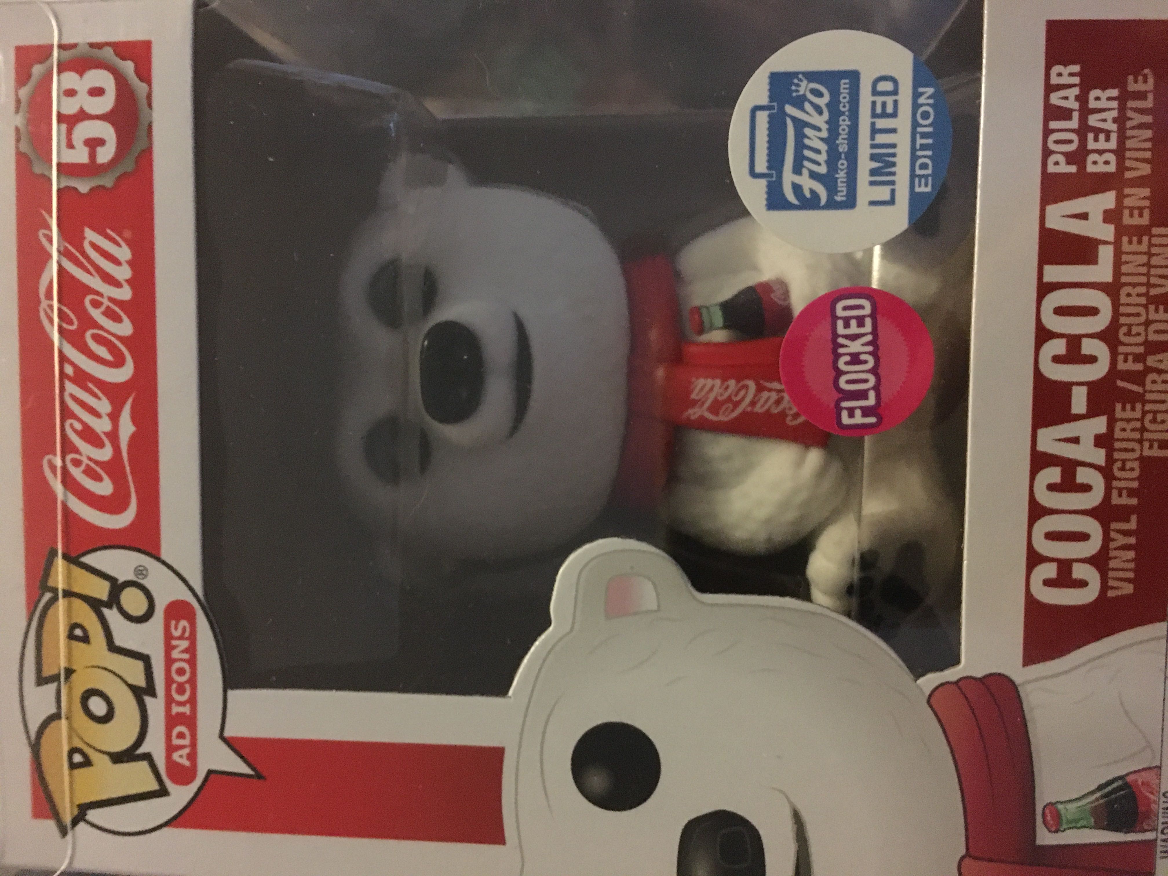 Coca-Cola Polar Bear - Coca-Cola vinyl figure collectible [Barcode 889698417334] - Main Image 1