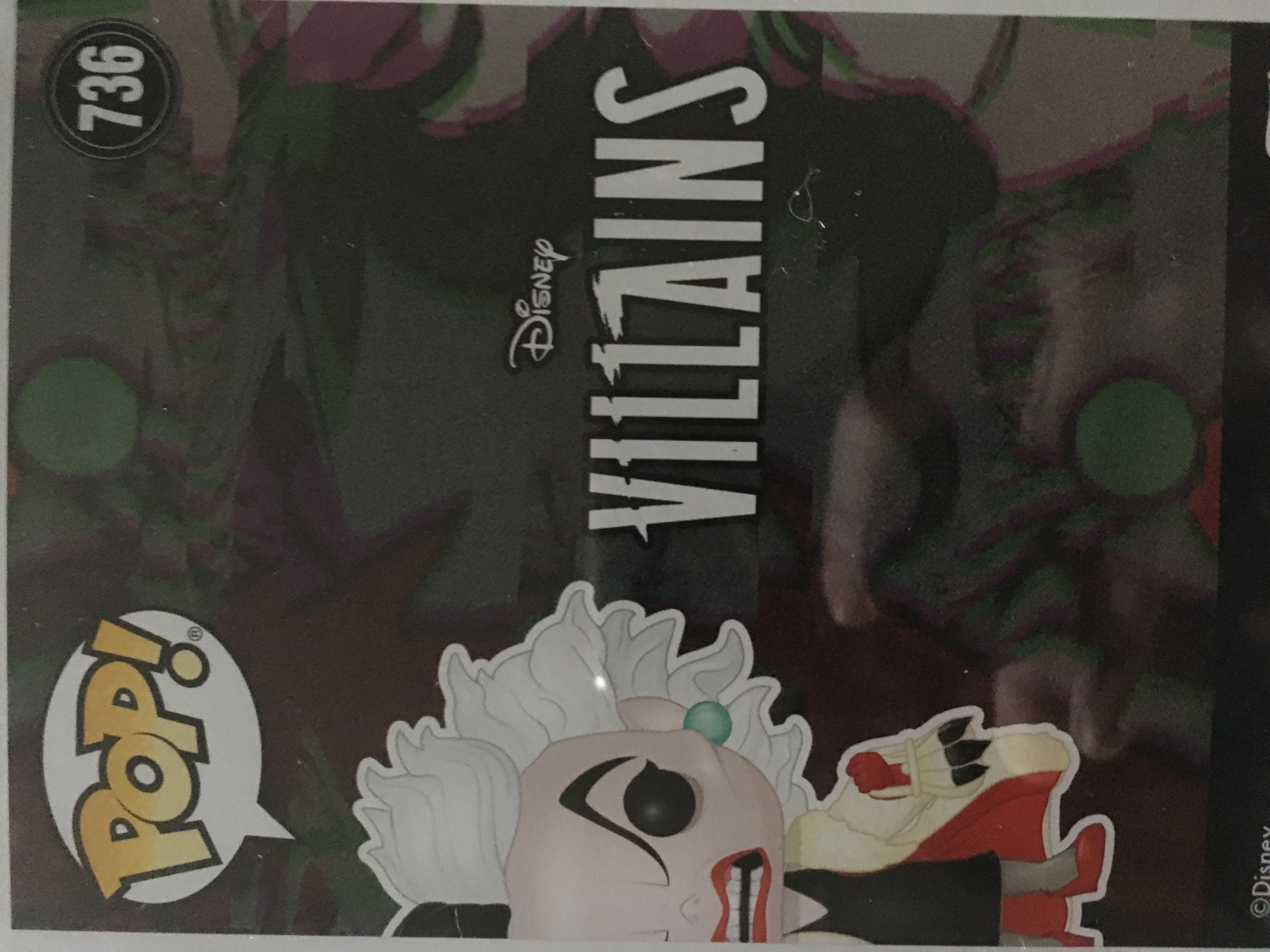 Cruella De Vil Diamond Edition  vinyl figure collectible [Barcode 11942323] - Main Image 2