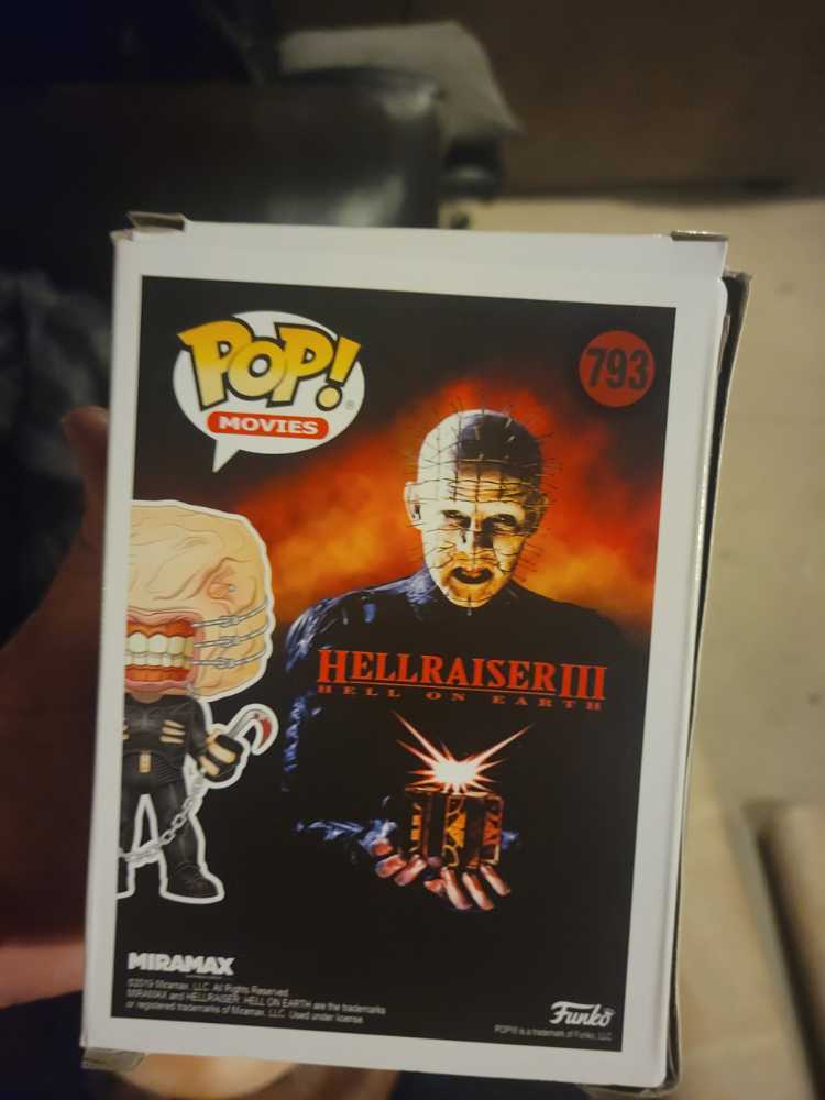 Chatterer - Hellraiser vinyl figure collectible [Barcode 889698430395] - Main Image 2