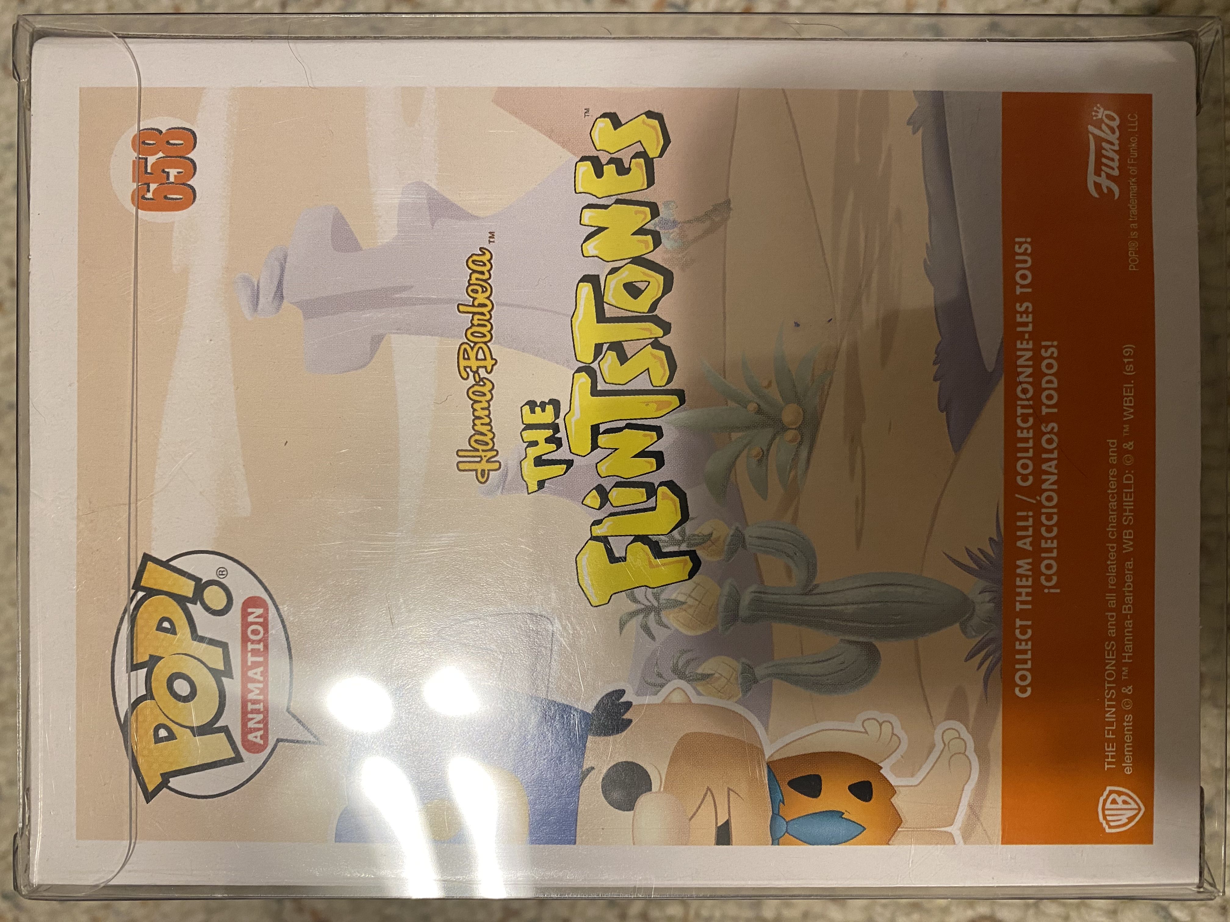 Fred Flintstone - Flintstones vinyl figure collectible [Barcode 889698433211] - Main Image 2