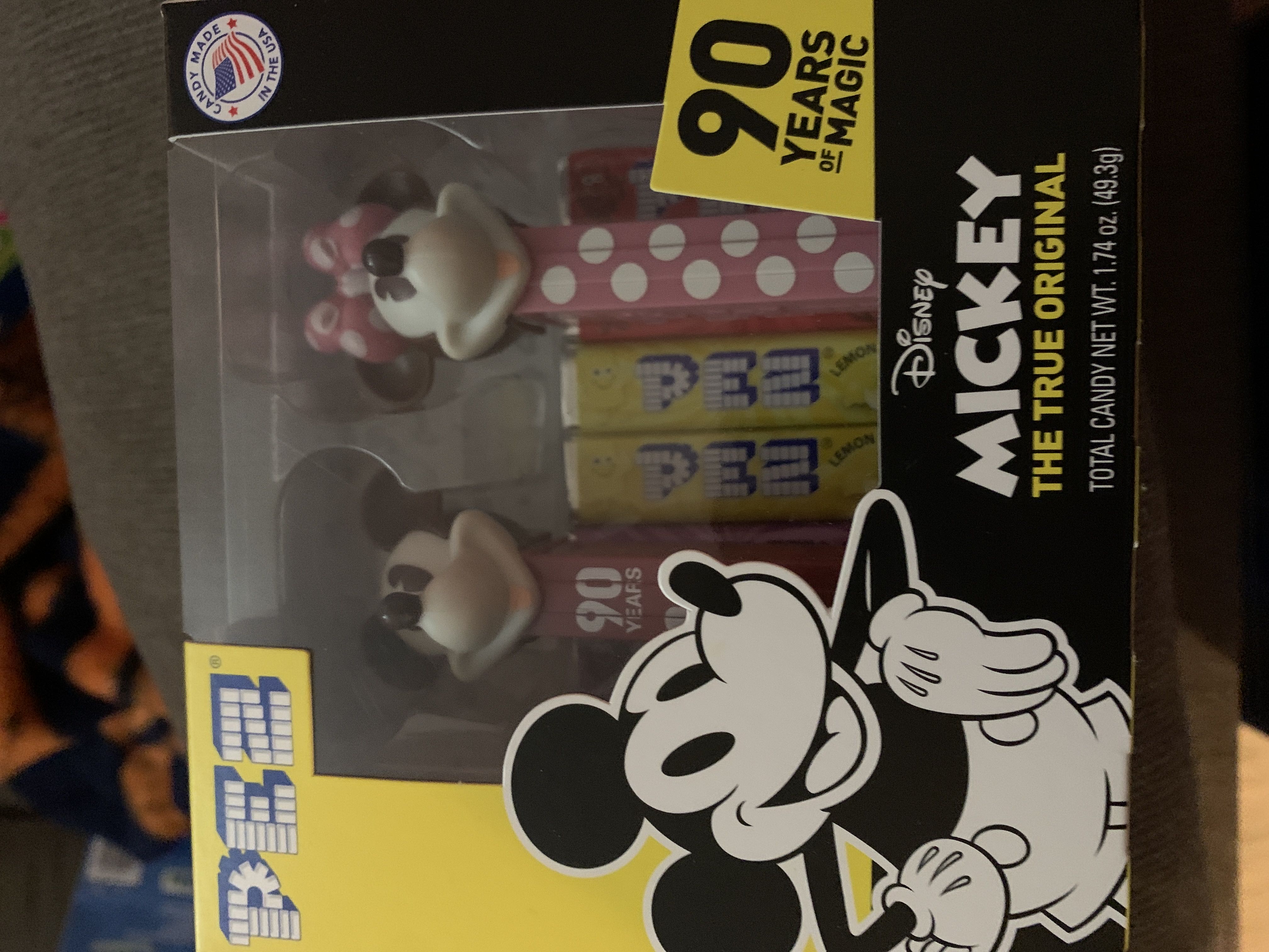 Disney Mickey The True Original   vinyl figure collectible [Barcode 073621012905] - Main Image 2