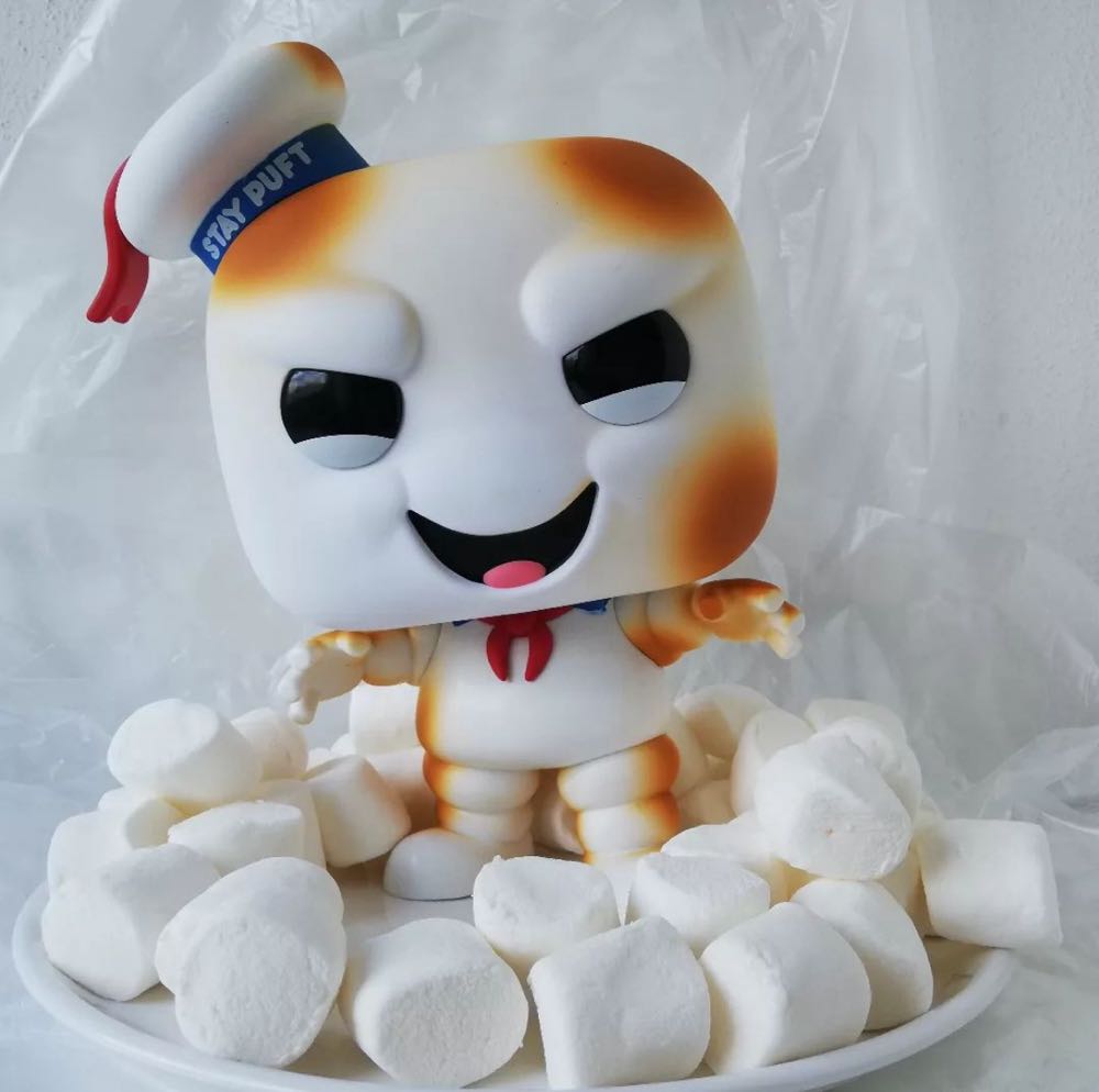 Burnt Stay Puft - Ghostbusters vinyl figure collectible [Barcode 889698444712] - Main Image 3