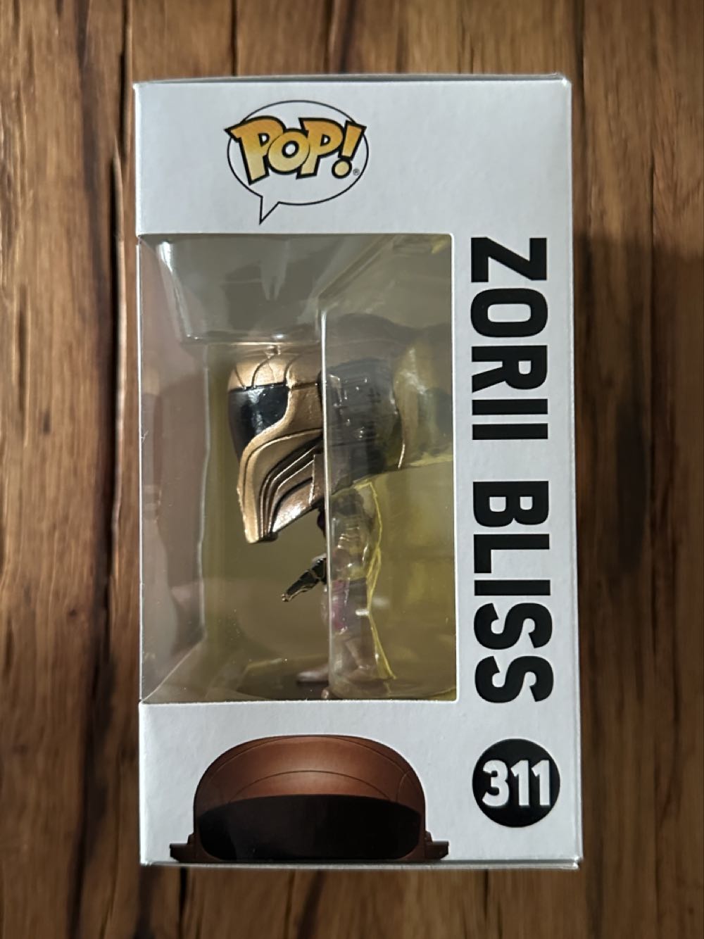 Zorii Bliss - Star Wars vinyl figure collectible [Barcode 889698398909] - Main Image 4