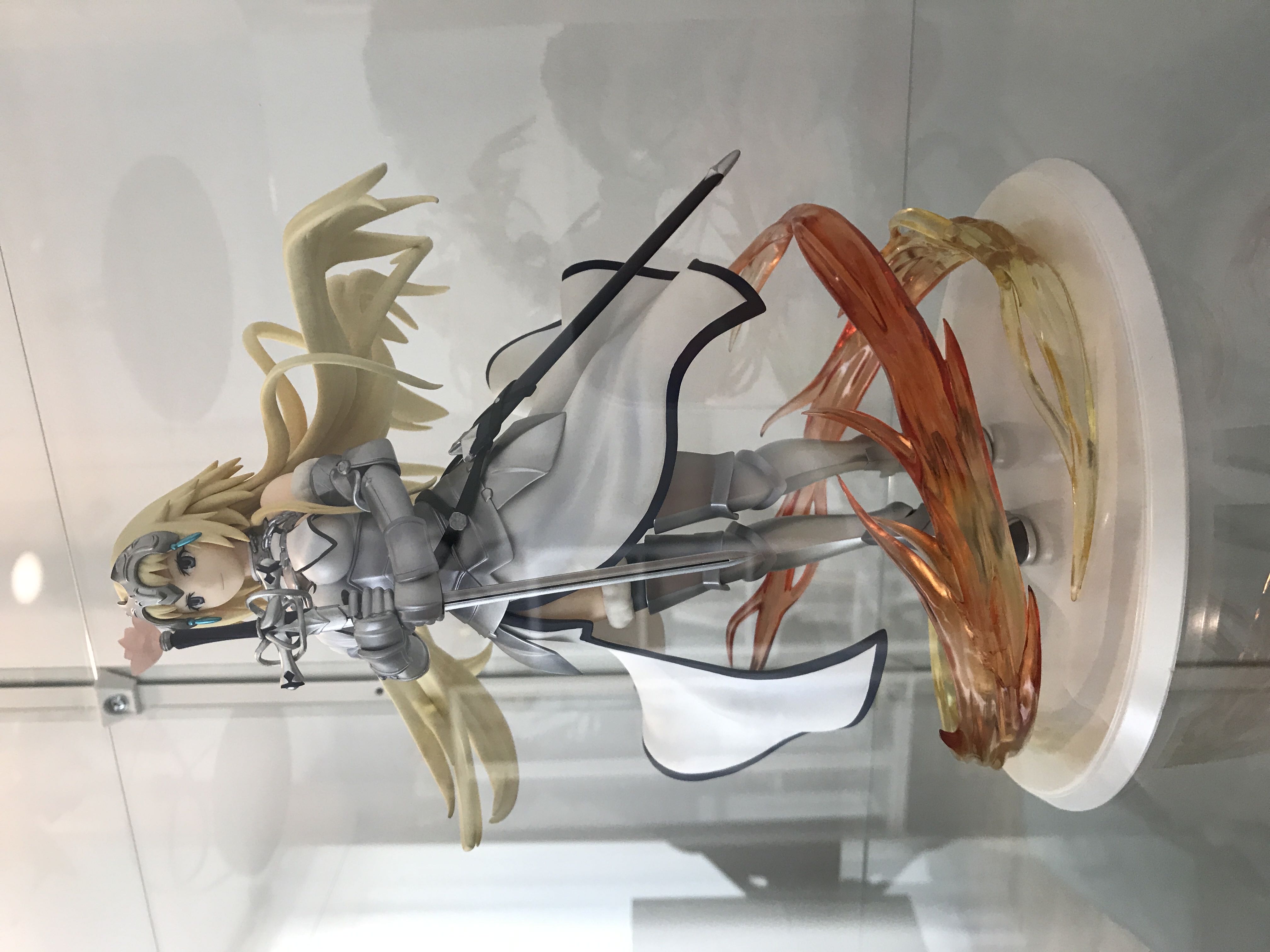 Fate/Apocrypha - Ruler (Jeanne D‘Arc) - La Pucelle 1/7 Scale Figure  vinyl figure collectible - Main Image 4