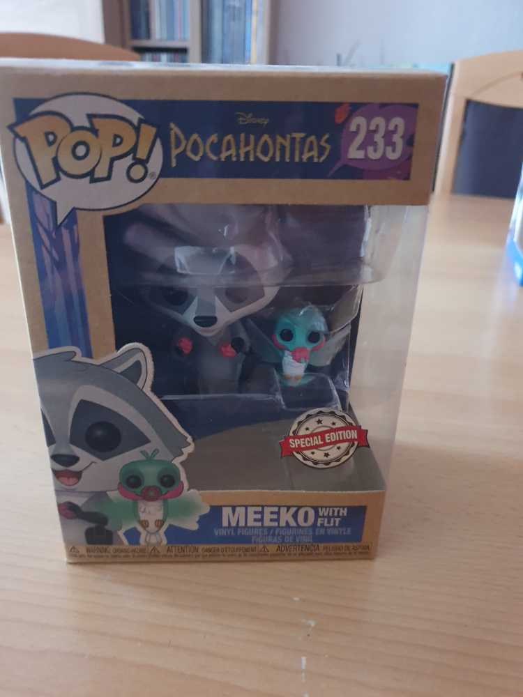 Meeko (with Flit) - Disney vinyl figure collectible [Barcode 889698476133] - Main Image 4