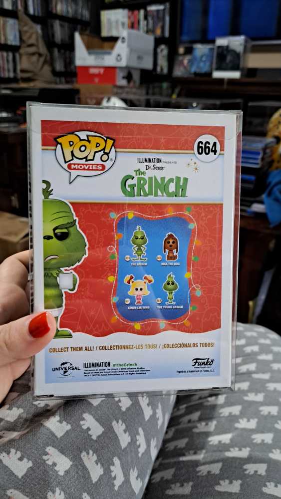 Grinch In Underwear - How the Grinch Stole Christmas vinyl figure collectible [Barcode 889698347679] - Main Image 2