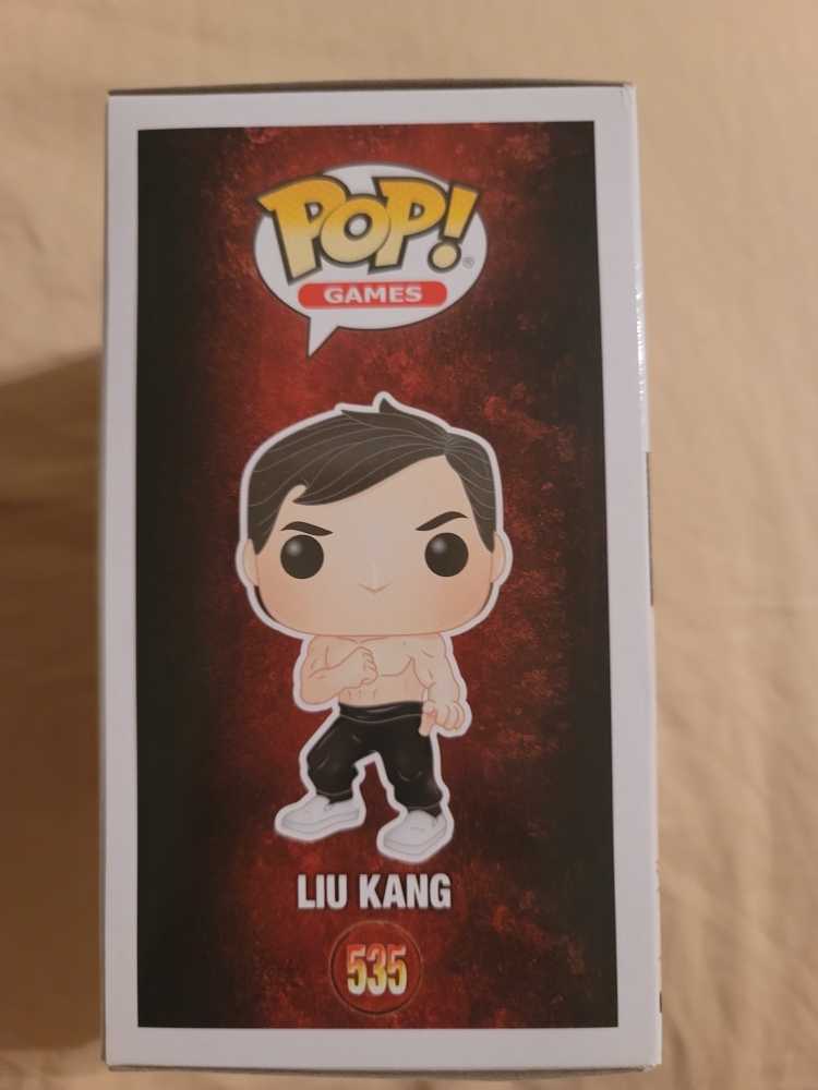 Mortal Kombat: Liu Kang - Mortal Kombat vinyl figure collectible [Barcode 889698451086] - Main Image 2