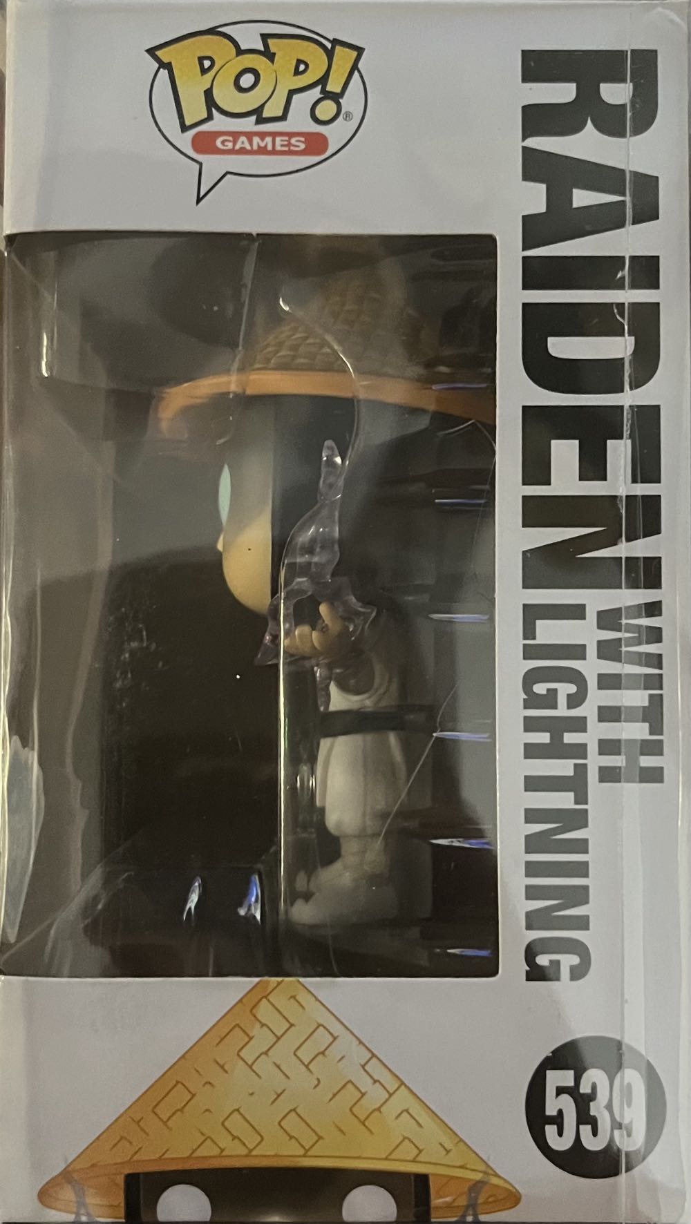 Mortal Kombat: Raiden (With Lightning) - Mortal Kombat vinyl figure collectible [Barcode 889698450409] - Main Image 2