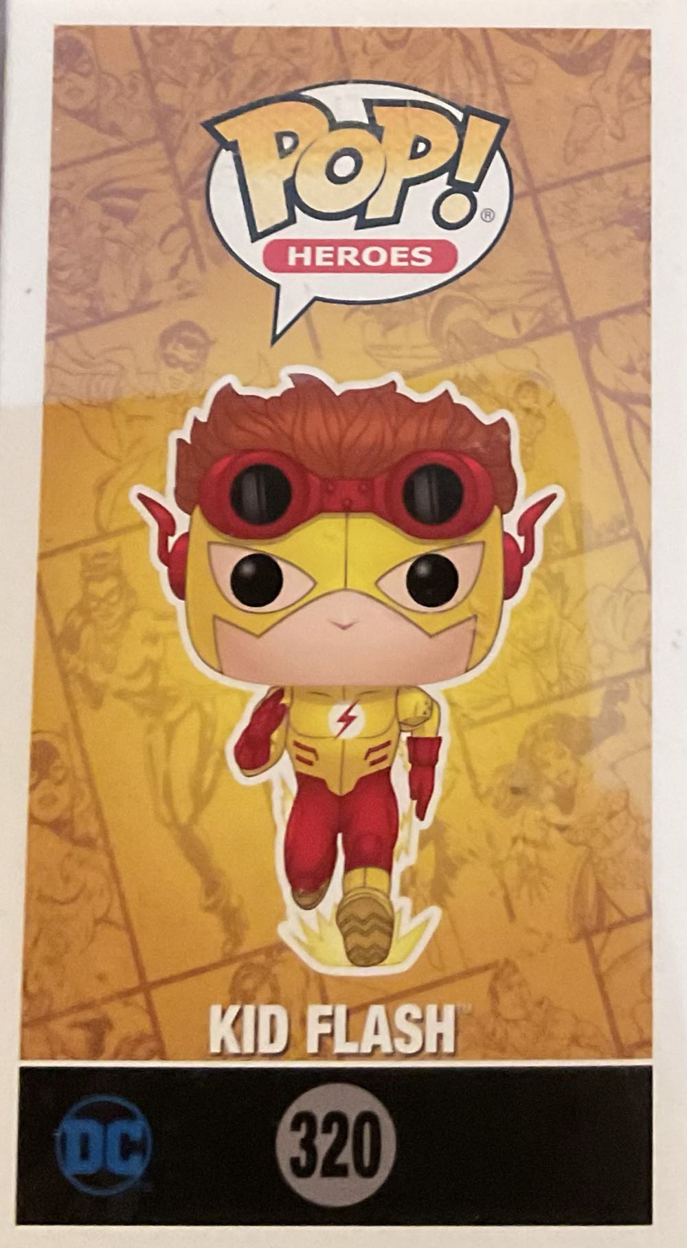 Kid Flash - The Flash vinyl figure collectible [Barcode 889698470896] - Main Image 2