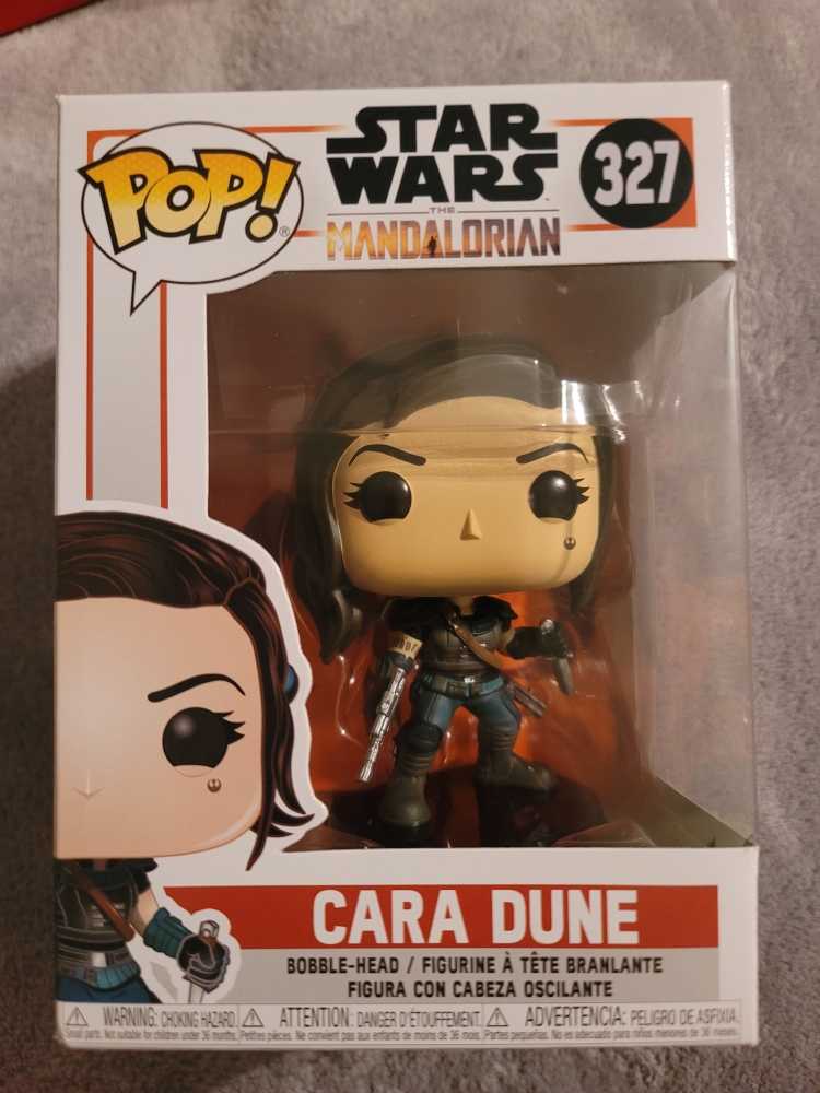 Cara Dune - Star Wars: The Mandalorian vinyl figure collectible [Barcode 889698420655] - Main Image 2