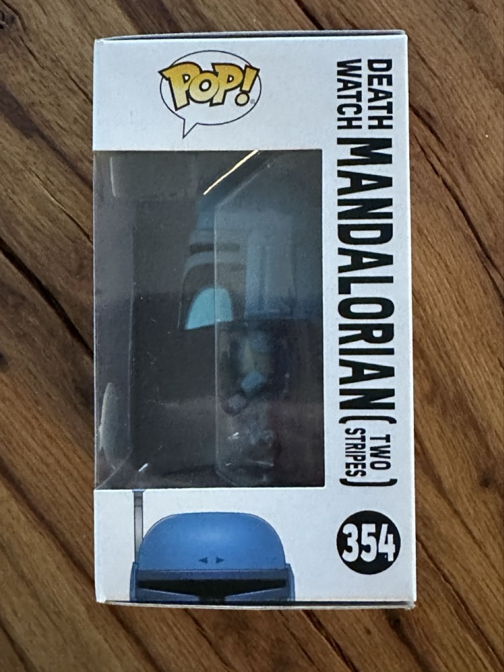 Death Watch Mandalorian (Two Stripes) - Star Wars vinyl figure collectible [Barcode 889698460910] - Main Image 4