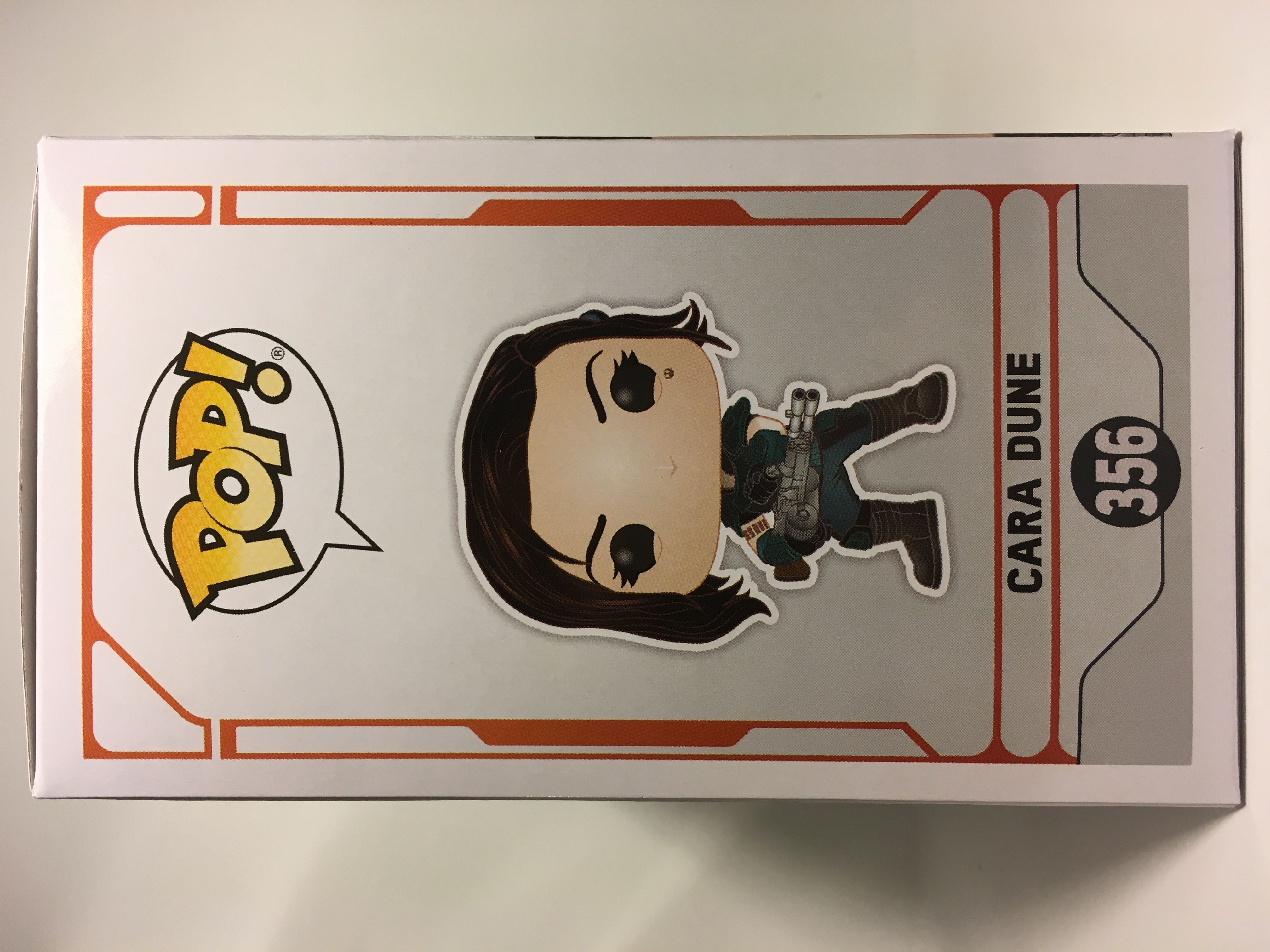 # 356 Cara Dune - Star Wars: The Mandalorian vinyl figure collectible [Barcode 889698460941] - Main Image 2