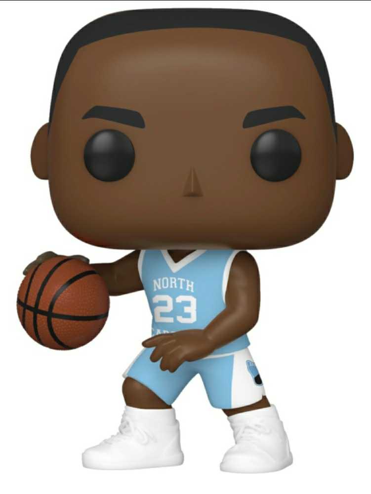 Michael Jordan (UNC Blue) - NBA vinyl figure collectible [Barcode 889698467810] - Main Image 2