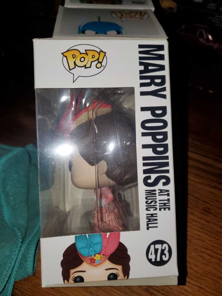 Mary Poppins At The Music Hall - Disney vinyl figure collectible [Barcode 889698348577] - Main Image 4