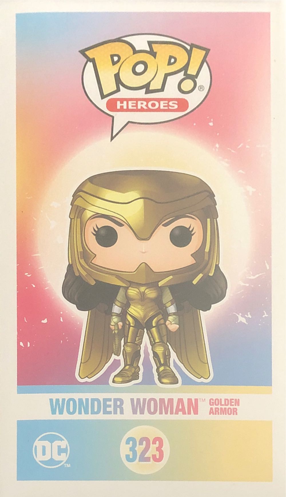 Wonder Woman (Golden Armor) - Wonder Woman vinyl figure collectible [Barcode 889698466585] - Main Image 4