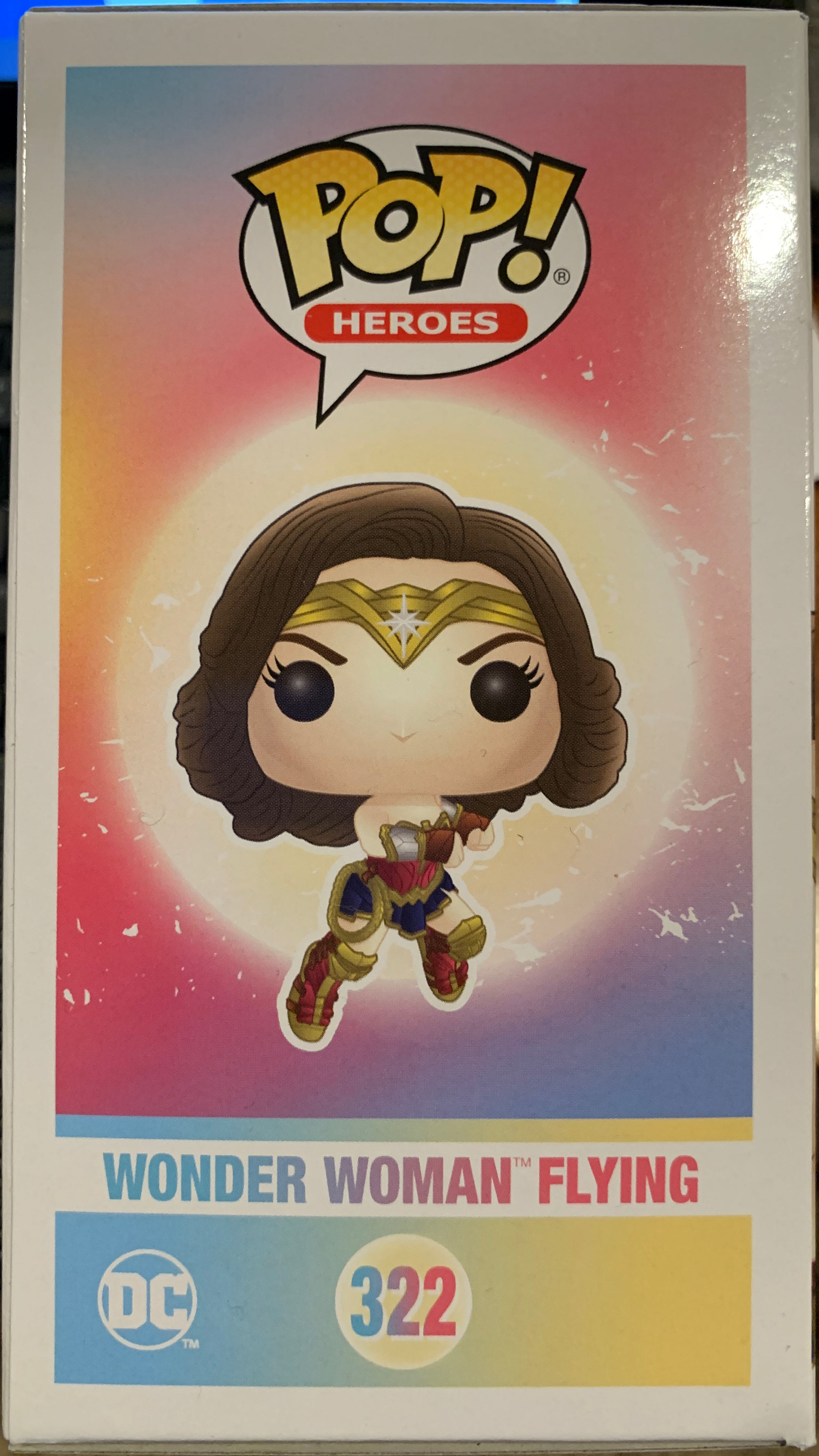Wonder Woman Flying - Wonder Woman vinyl figure collectible [Barcode 889698473736] - Main Image 4