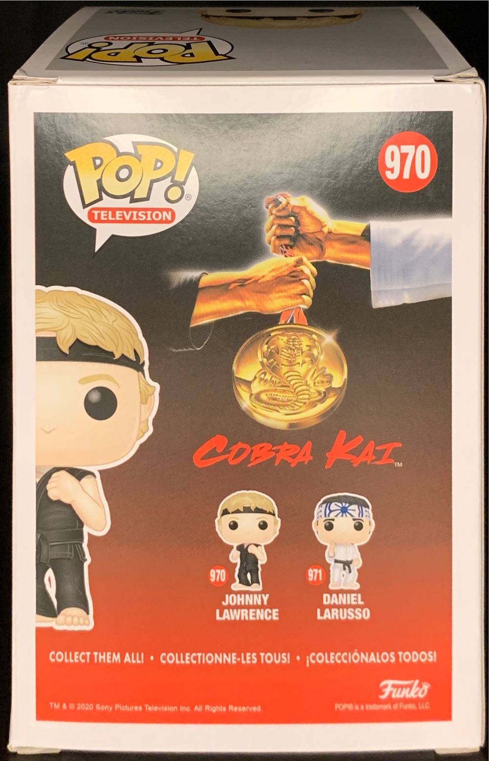 Johnny Lawrence - Cobra Kai vinyl figure collectible [Barcode 889698469265] - Main Image 3
