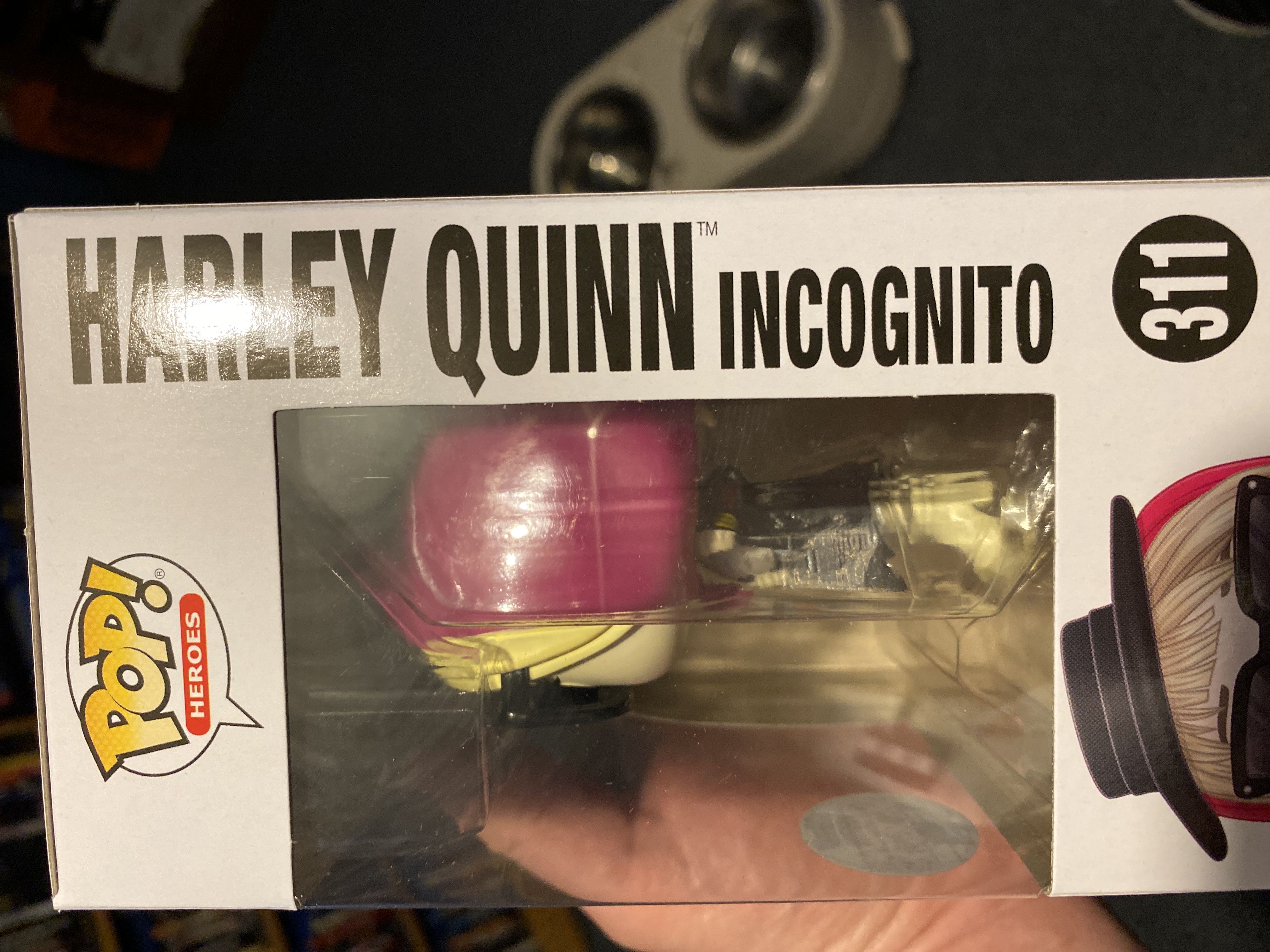 Birds Of Prey: Harley Quinn (Incognito) - Birds of Prey vinyl figure collectible [Barcode 889698443777] - Main Image 3