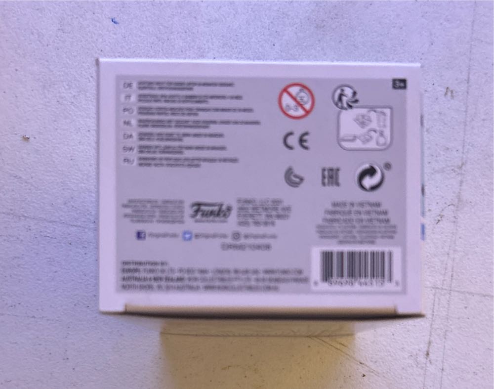 Ben - Umbrella Academy vinyl figure collectible [Barcode 889698445153] - Main Image 4