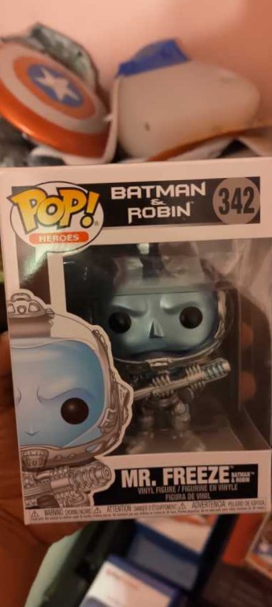 Mr. Freeze #342 - Batman vinyl figure collectible [Barcode 889698477109] - Main Image 4
