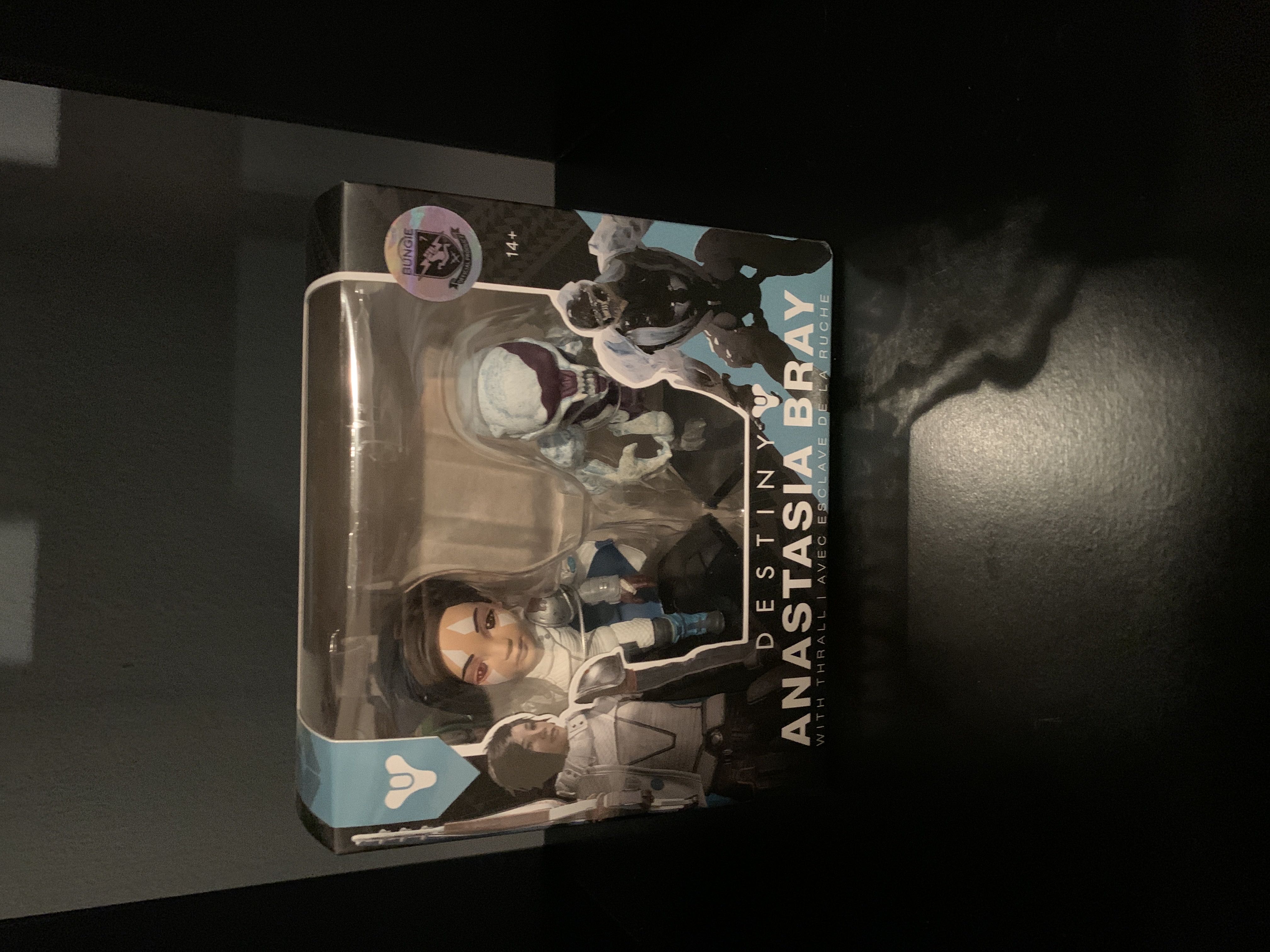 Ana Bray & Thrall - Destiny vinyl figure collectible [Barcode 847509057124] - Main Image 2