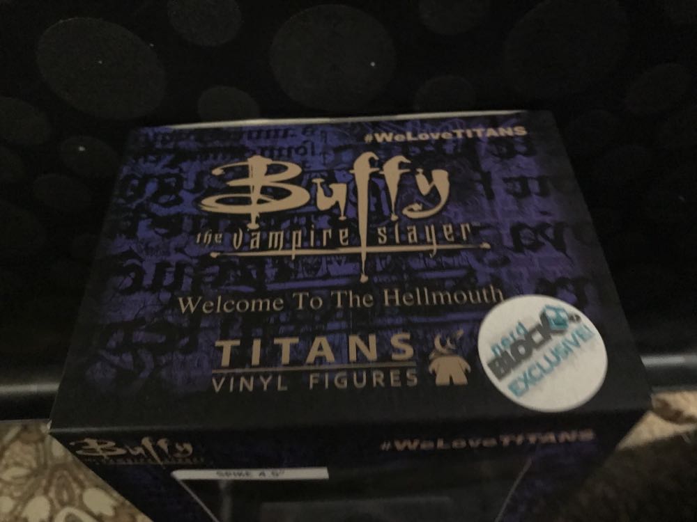 Spike - Buffy The Vampire Slayer vinyl figure collectible [Barcode 5052473078203] - Main Image 3