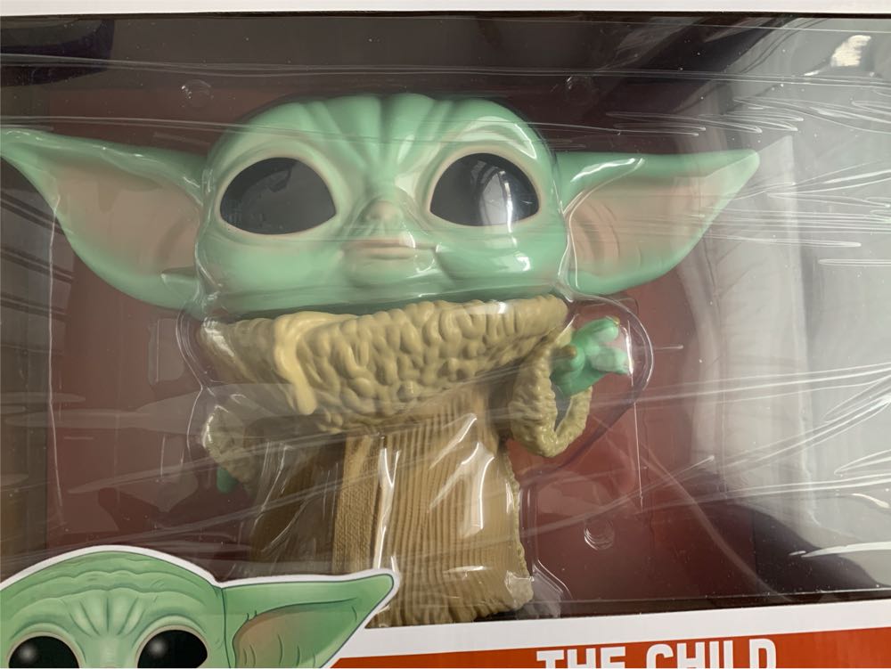 Grogu - The Child - 369 (Disney) “Oversize Jumbo”Star Wars Funko Pop #jumbo - Star Wars: The Mandalorian vinyl figure collectible [Barcode 889698497572] - Main Image 4