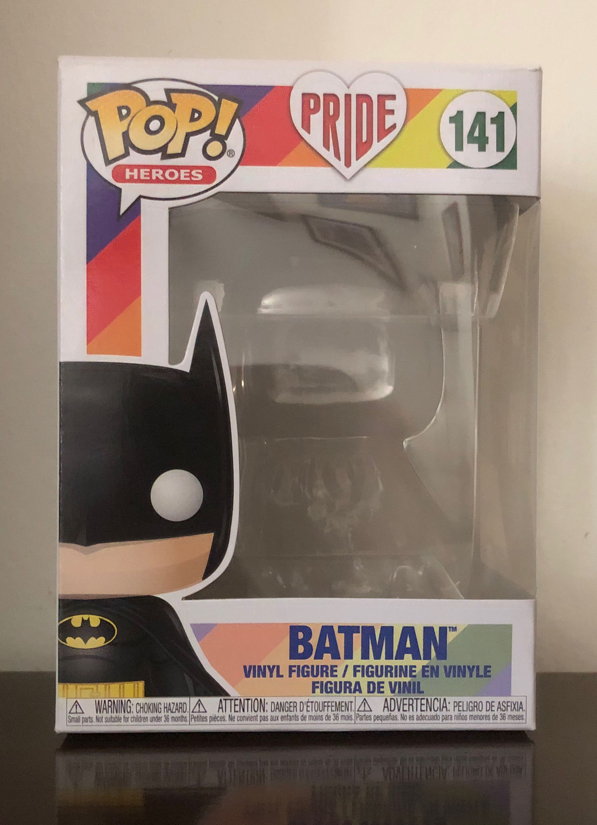Batman - Batman vinyl figure collectible [Barcode 889698498449] - Main Image 2