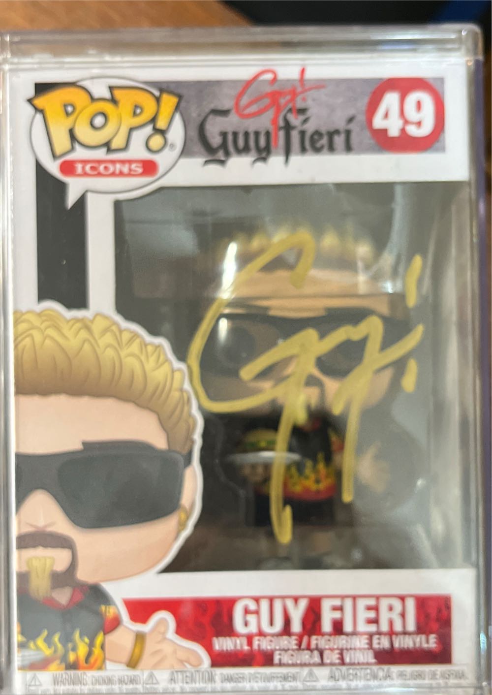 Guy Fieri - Celebrities vinyl figure collectible [Barcode 889698467728] - Main Image 3