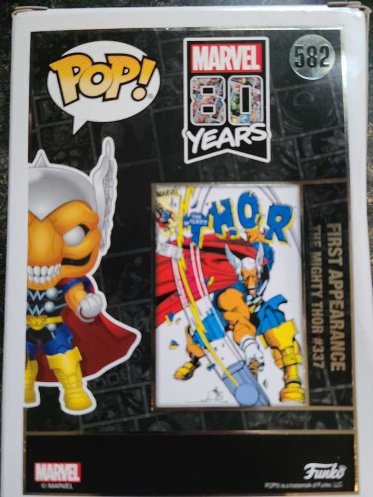 Marvel-Beta Ray Bill - Marvel Universe vinyl figure collectible [Barcode 889698466318] - Main Image 2